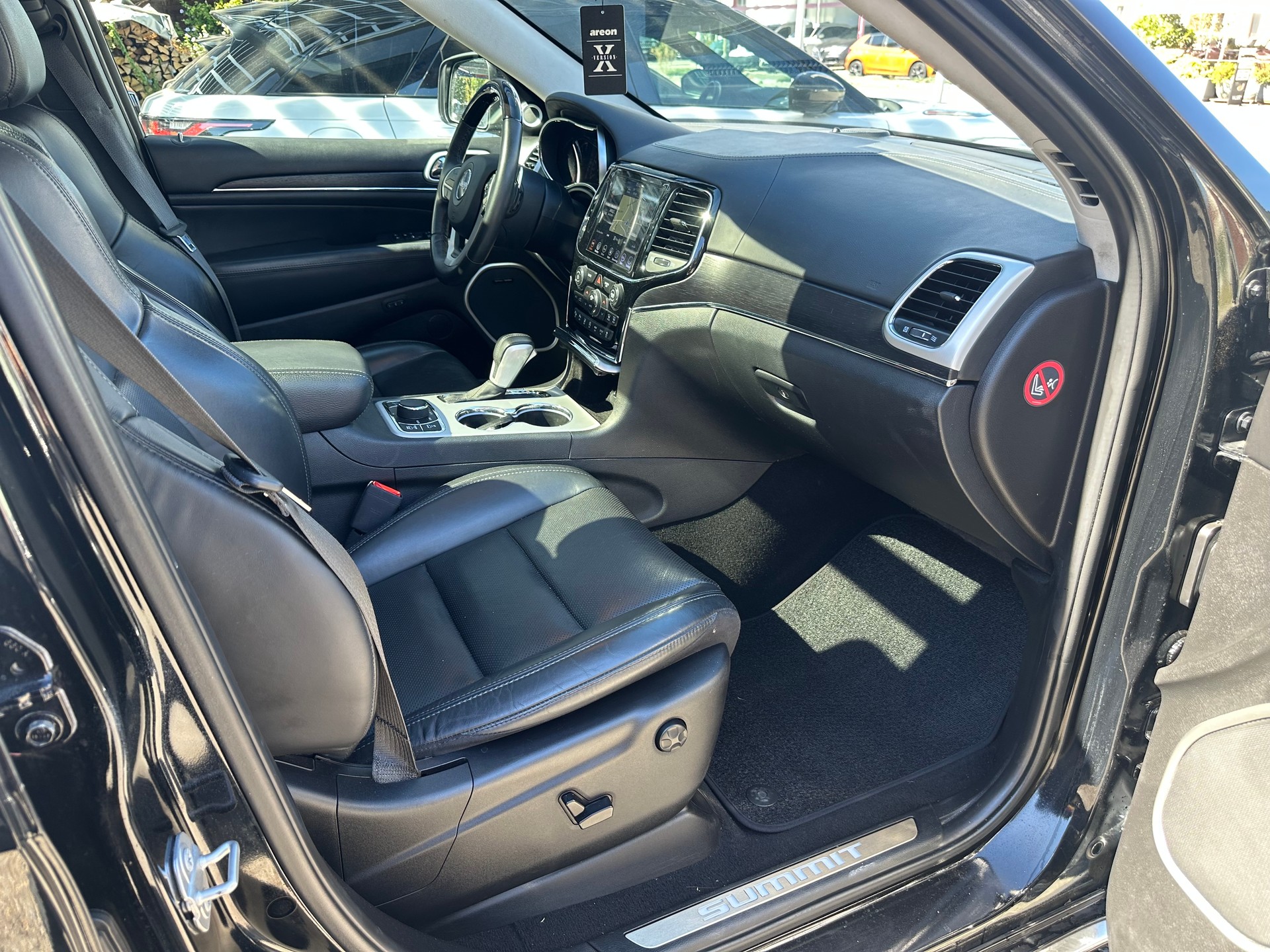 JEEP Grand Cherokee 3.0 CRD Summit Automatic-image-9
