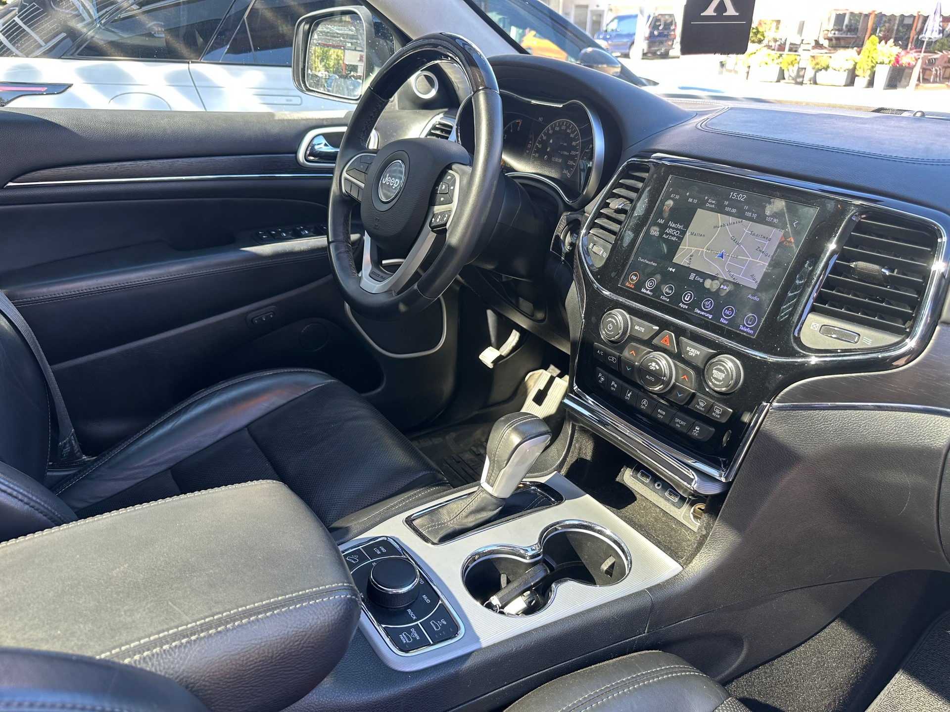 JEEP Grand Cherokee 3.0 CRD Summit Automatic-image-10