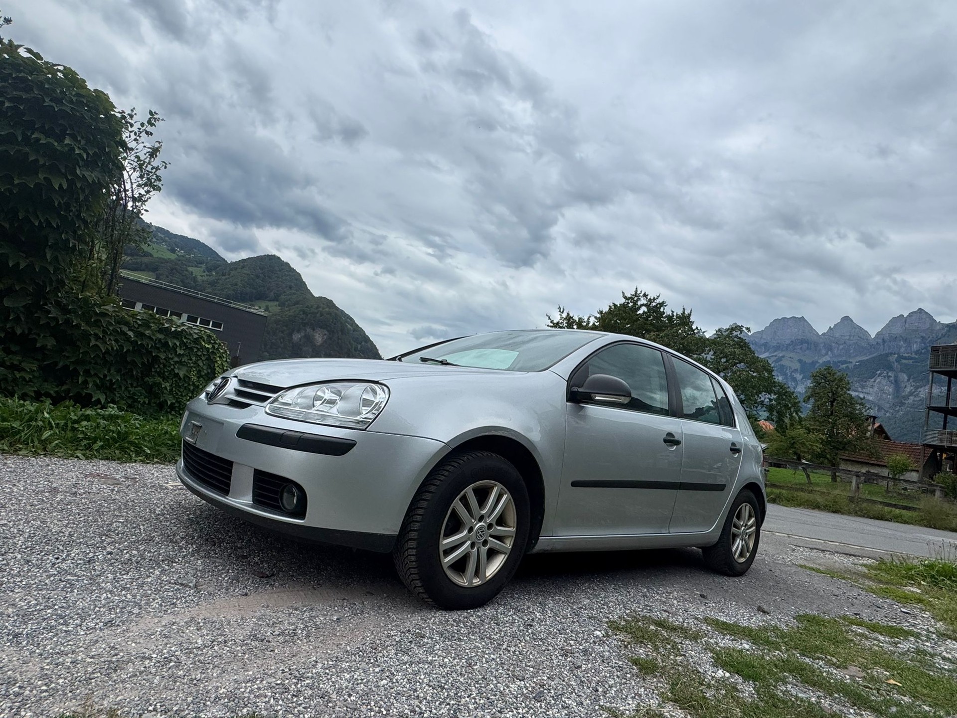 VW Golf 1.9TDI Sportline 4Motion-image-3