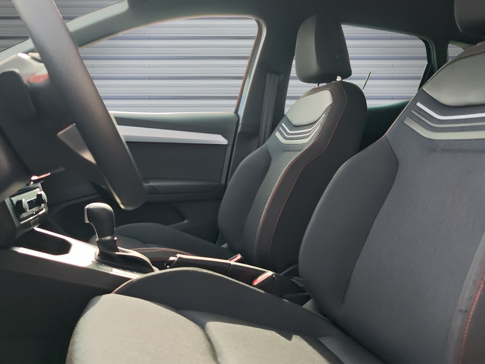 SEAT Ibiza 1.0 EcoTSI FR DSG-image-8