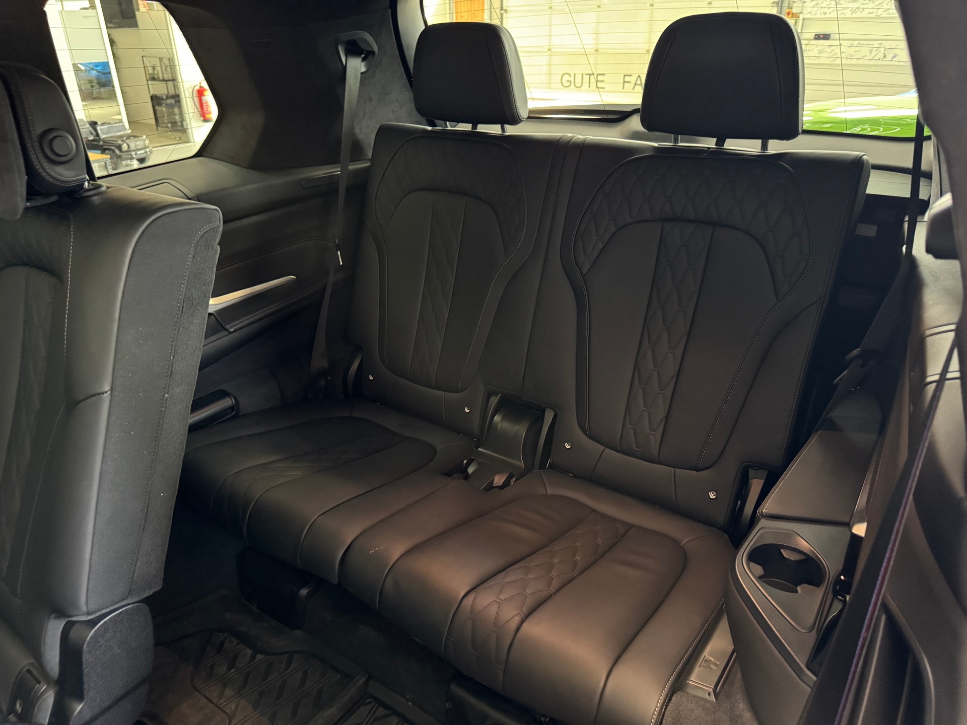 BMW X7 xDrive 48V M60i Steptronic M Sport Pro-image-28