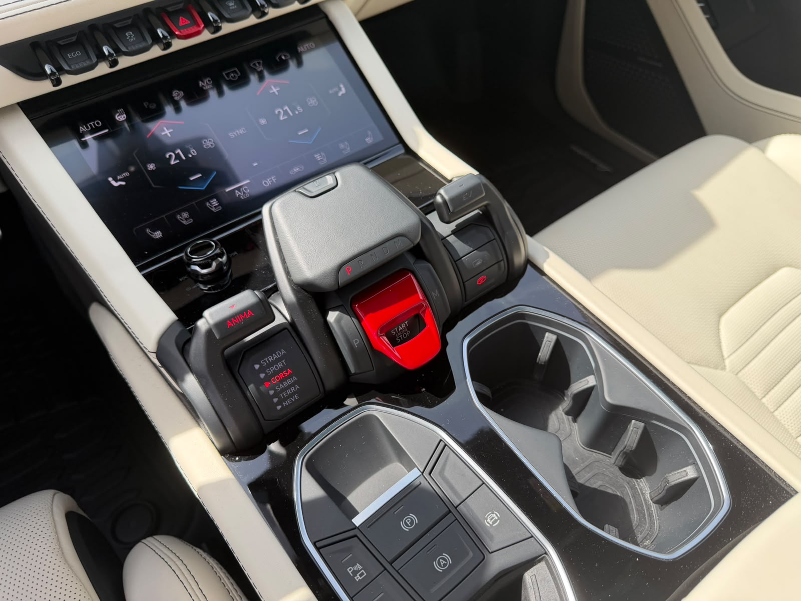LAMBORGHINI Urus Performante inkl. Akrapovic Auspuffanlage-image-15