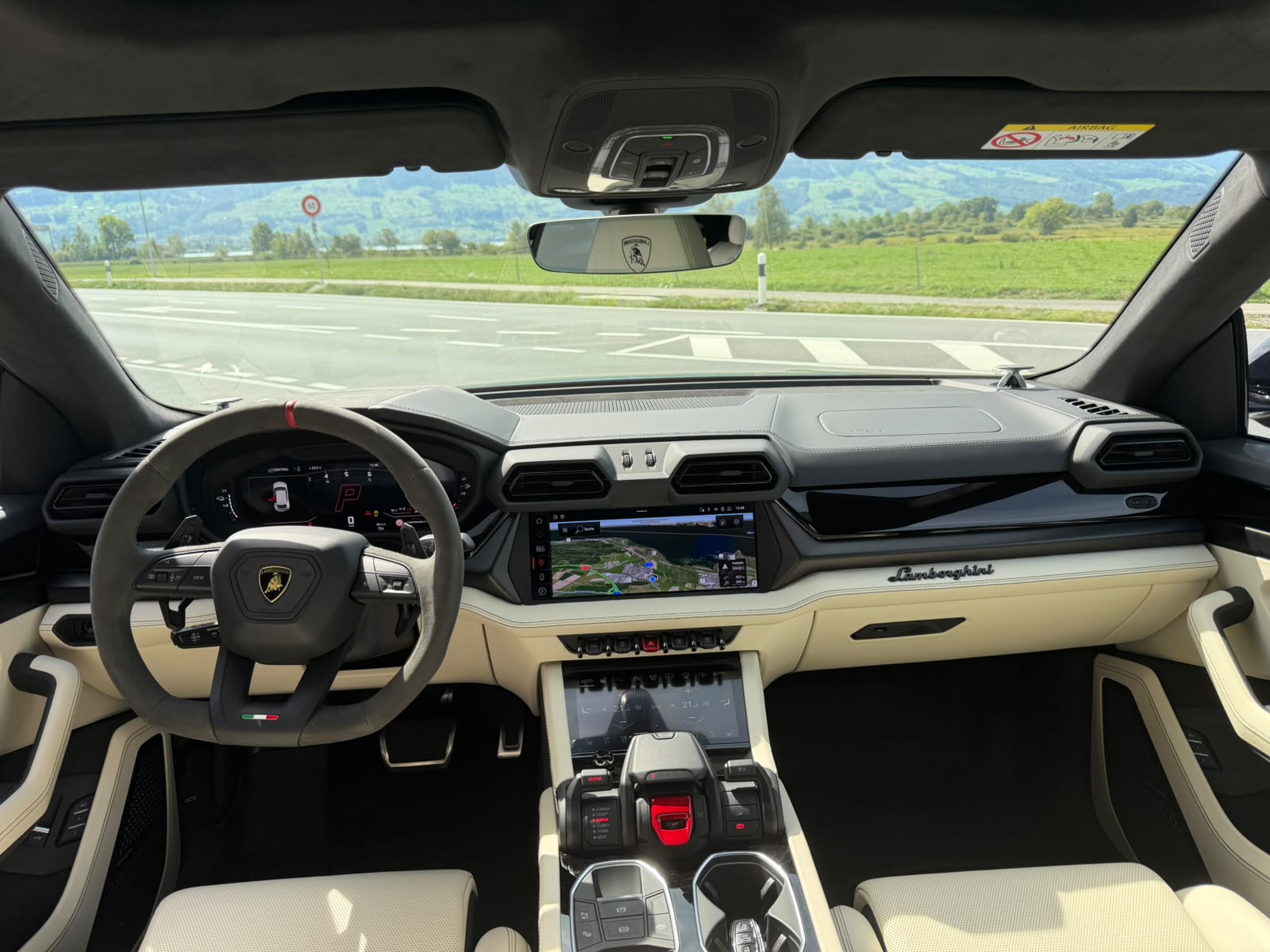 LAMBORGHINI Urus Performante inkl. Akrapovic Auspuffanlage-image-8