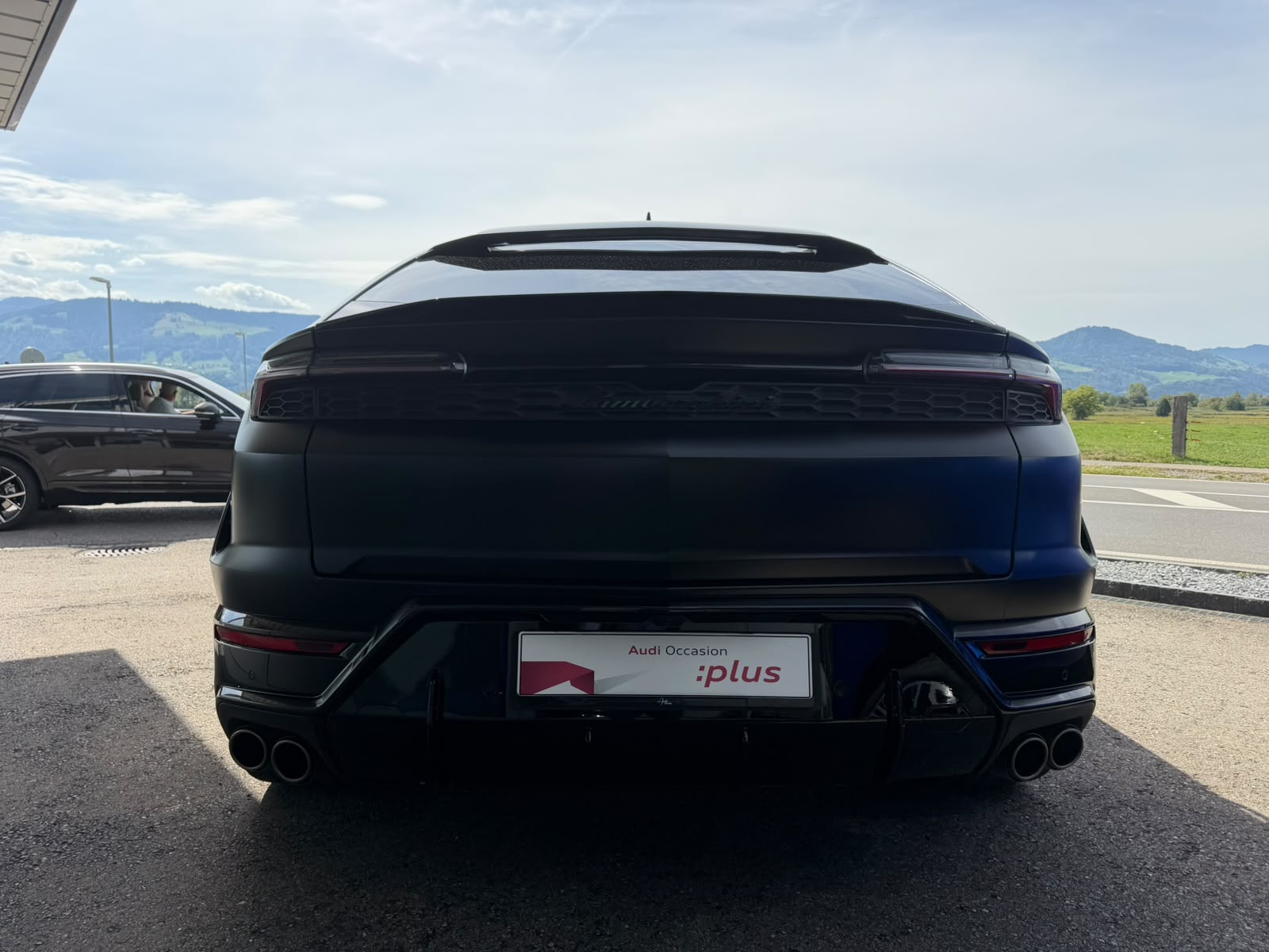LAMBORGHINI Urus Performante inkl. Akrapovic Auspuffanlage-image-3