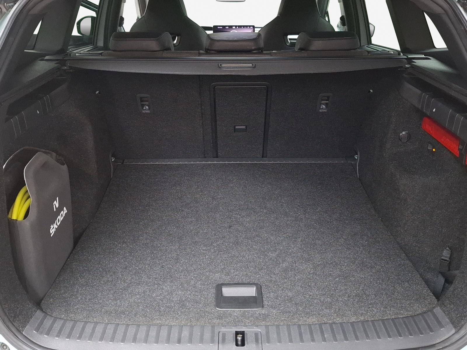 SKODA Enyaq iV 80 SportLine Ultra-image-13