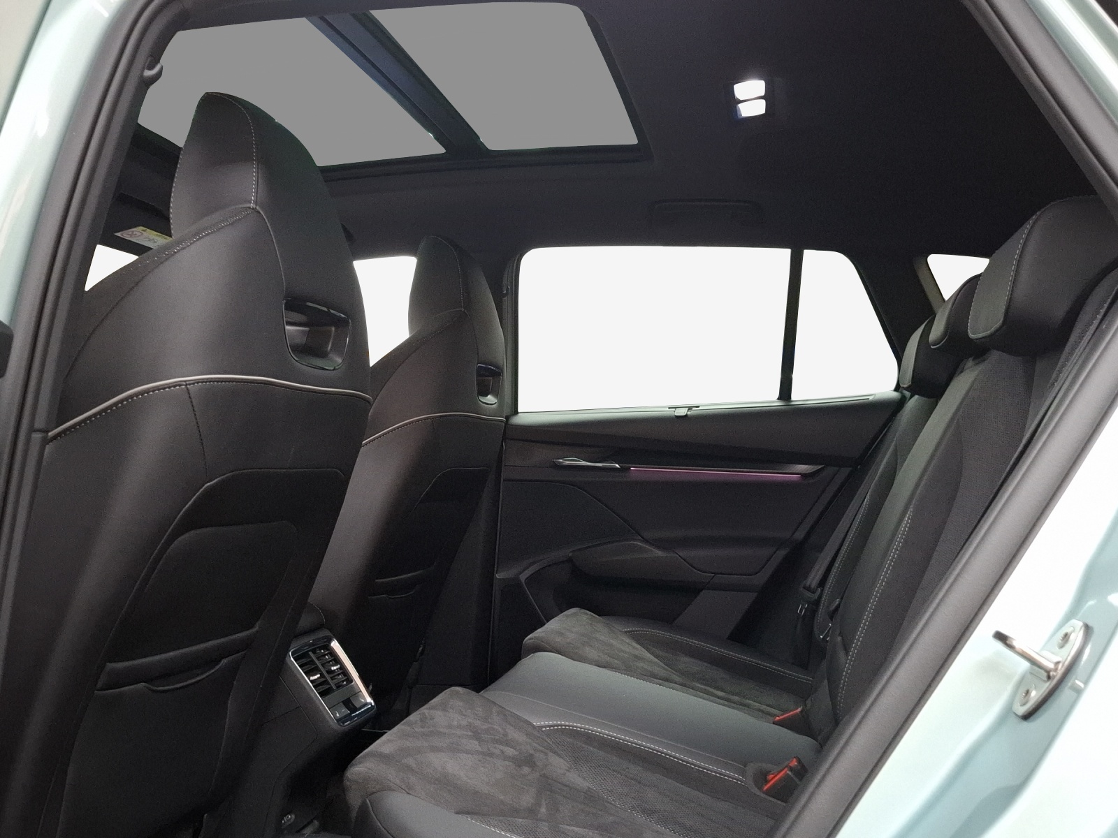 SKODA Enyaq iV 80 SportLine Ultra-image-12