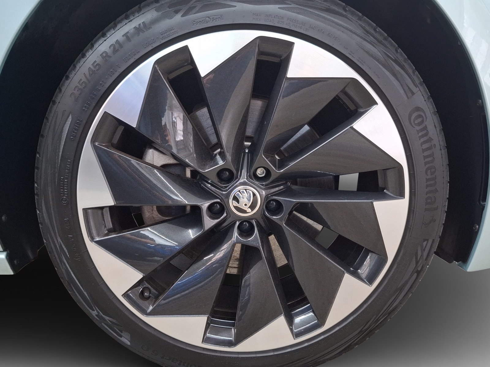 SKODA Enyaq iV 80 SportLine Ultra-image-15