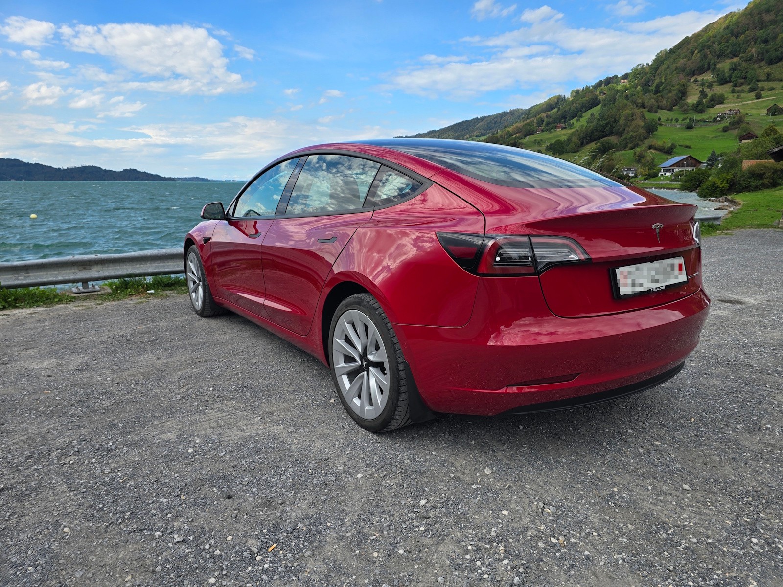 TESLA Long Range Dual Motor AWD-image-2