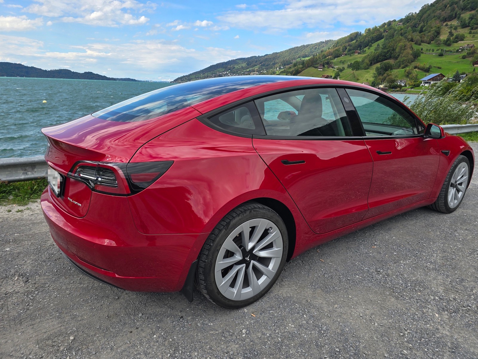 TESLA Long Range Dual Motor AWD-image-1
