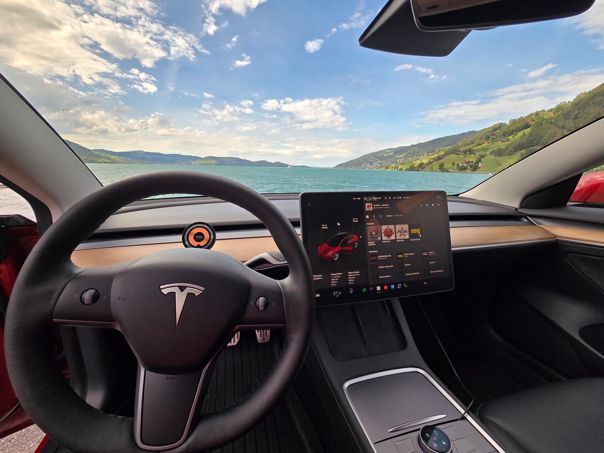 TESLA Long Range Dual Motor AWD-image-10