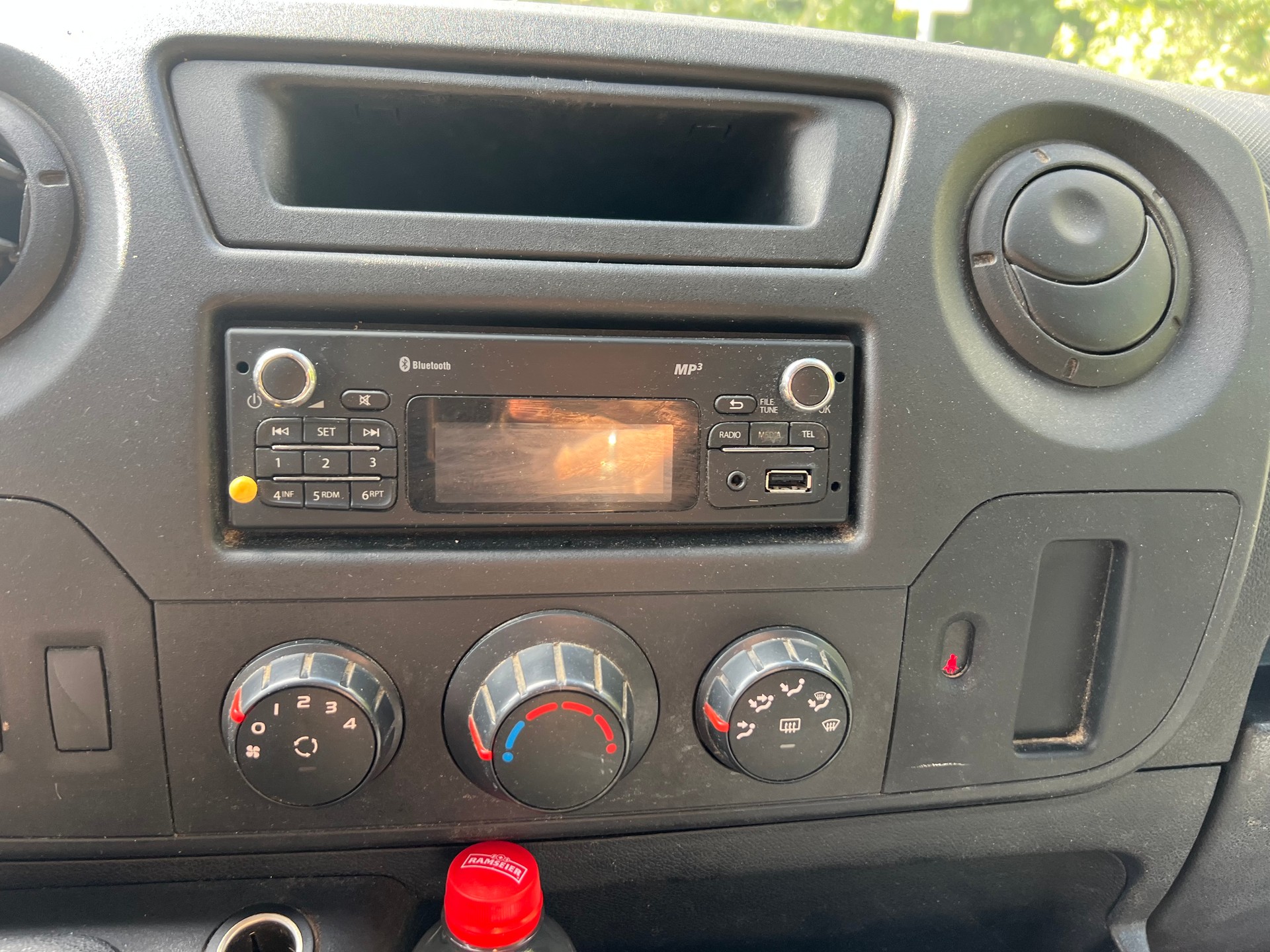 RENAULT Master T33 2.3dCi 130 L2H2-image-10