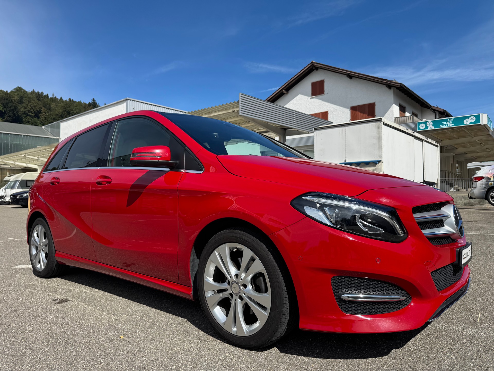 MERCEDES-BENZ B 220 CDI Swiss Star Edition Urban 4Matic 7G-DCT-image-1