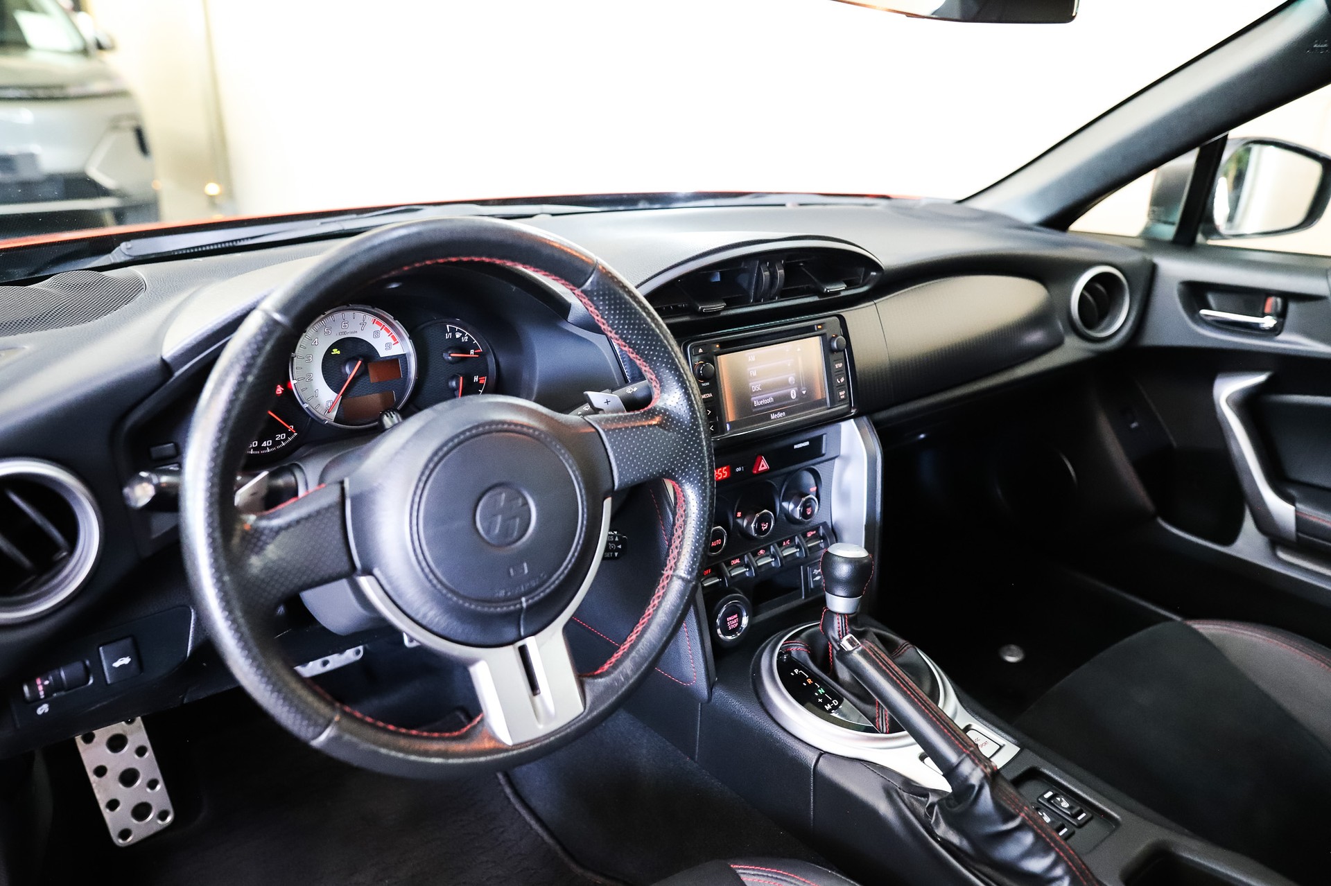 TOYOTA GT 86 2.0 D-4S Sport Automatic-image-8
