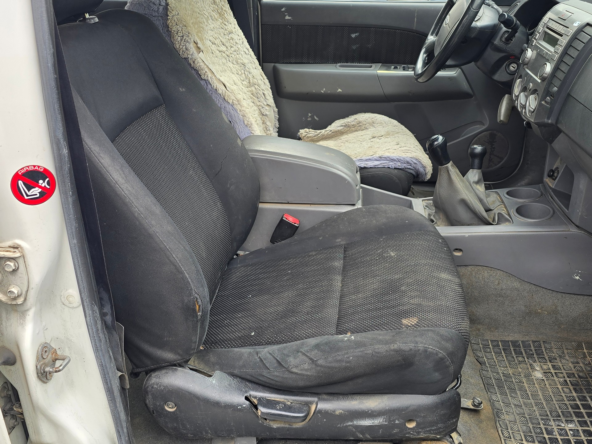 FORD Ranger XL 2.5 TDCi 4x4-image-10