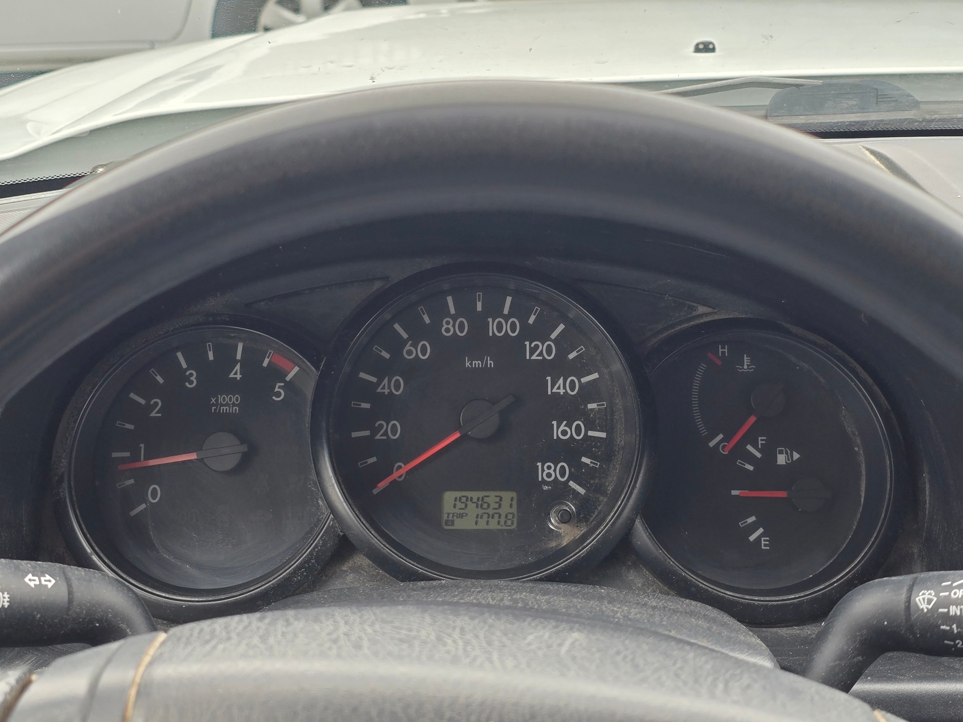 FORD Ranger XL 2.5 TDCi 4x4-image-15