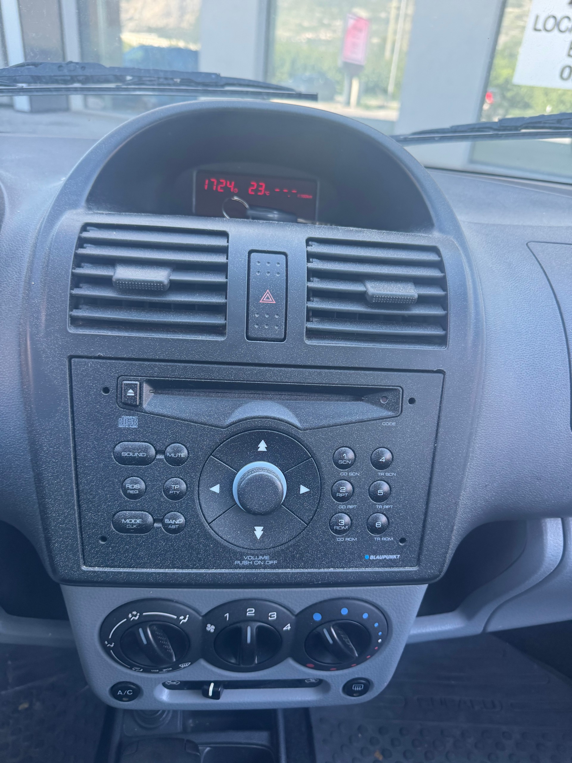 SUBARU G3X Justy 1.3 AWD-image-9