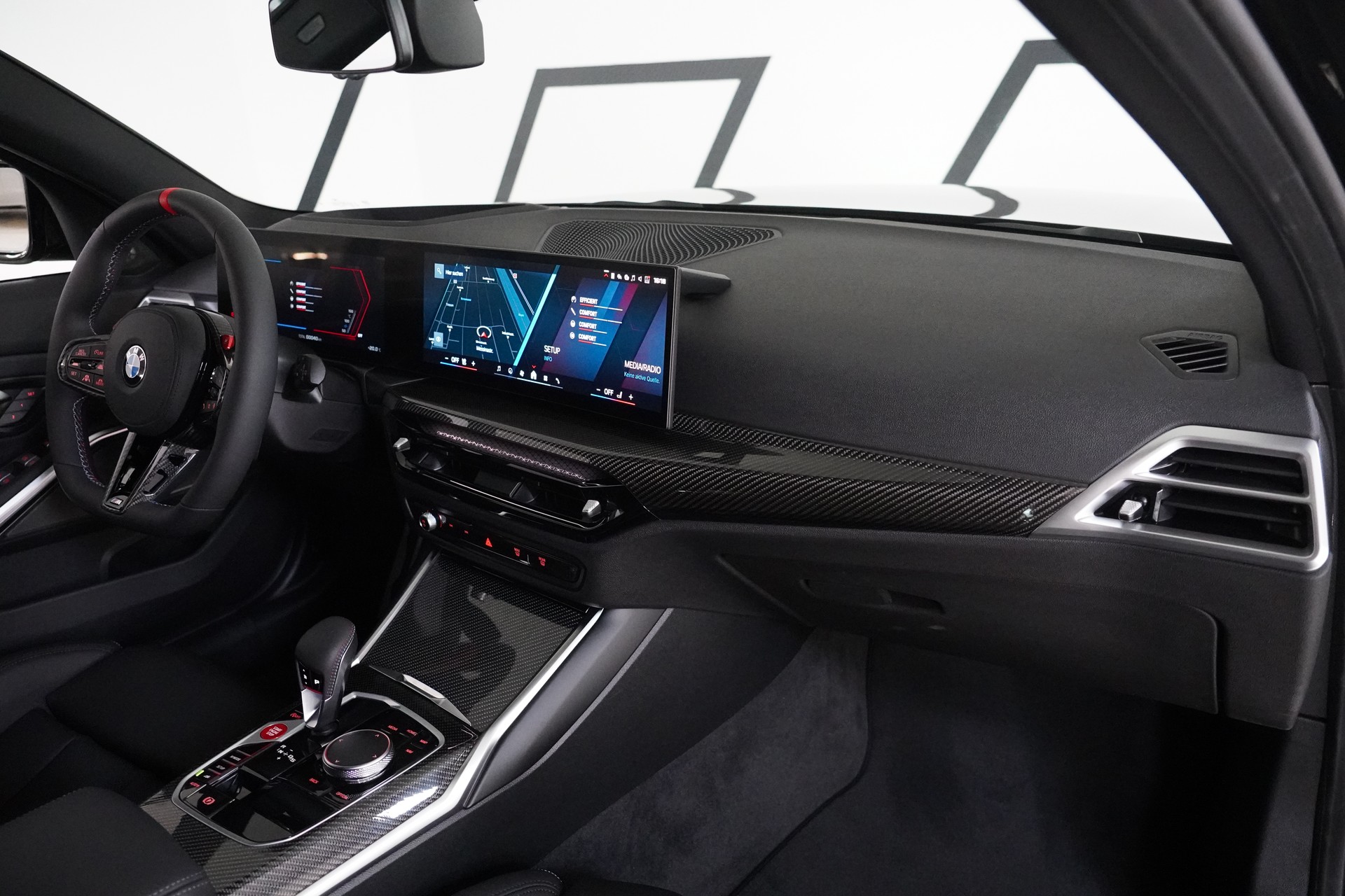 BMW M3 Touring xDrive Competition M-image-16