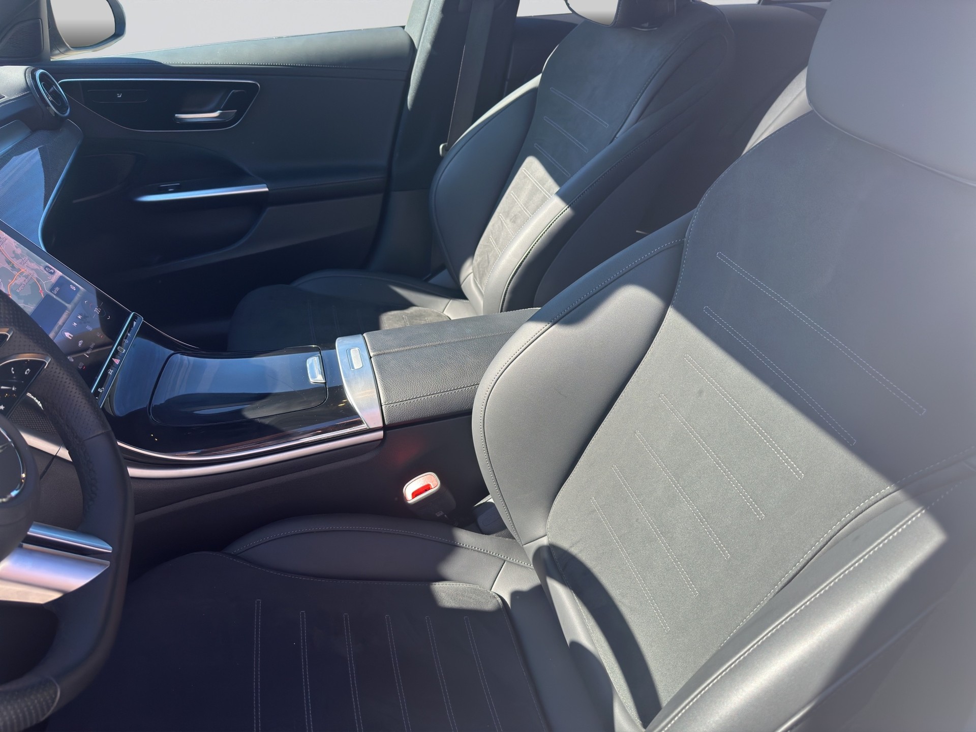 MERCEDES-BENZ C 220 d AMG Line 4Matic Night-image-5