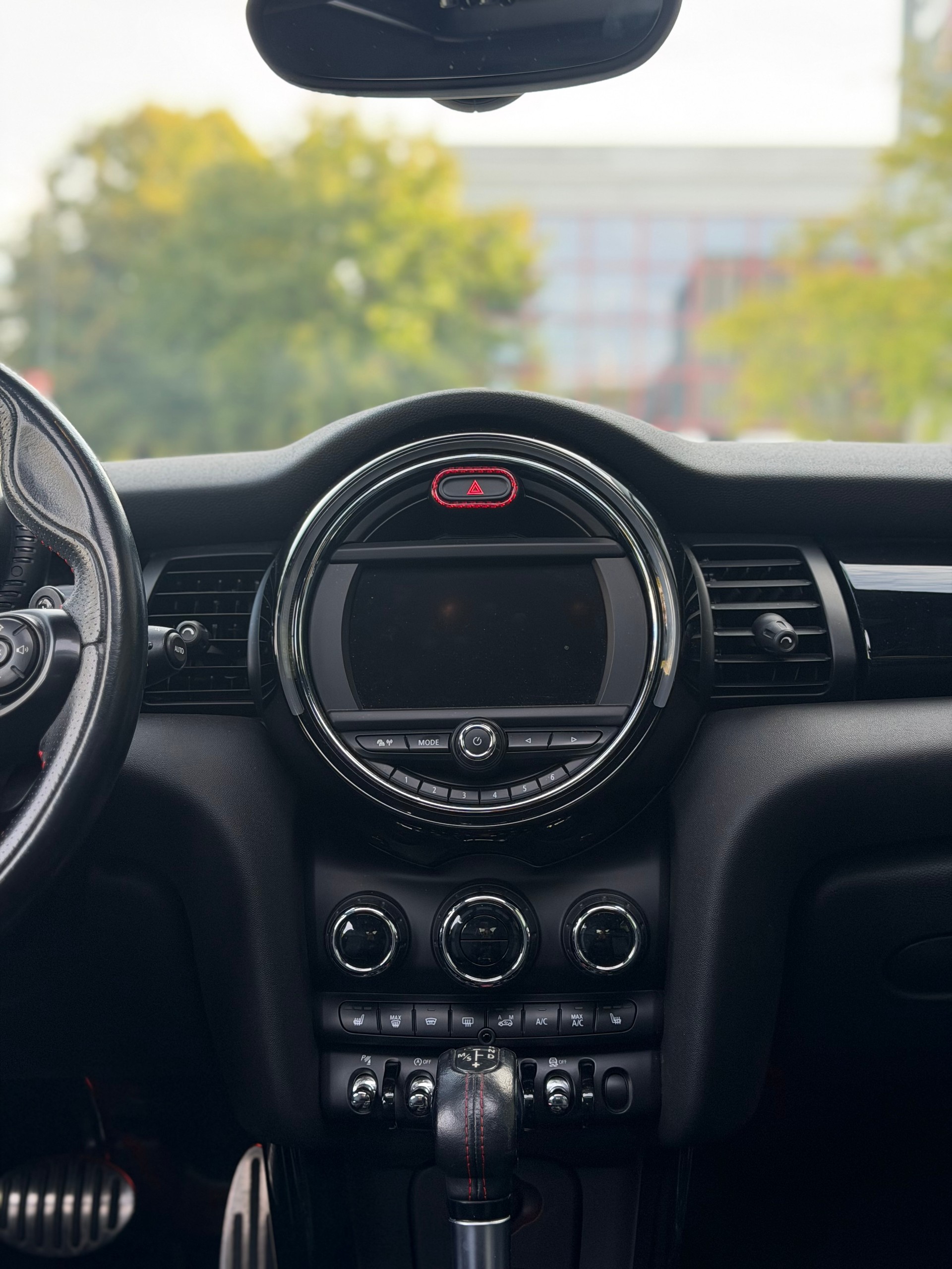 MINI Cooper SD Steptronic-image-8
