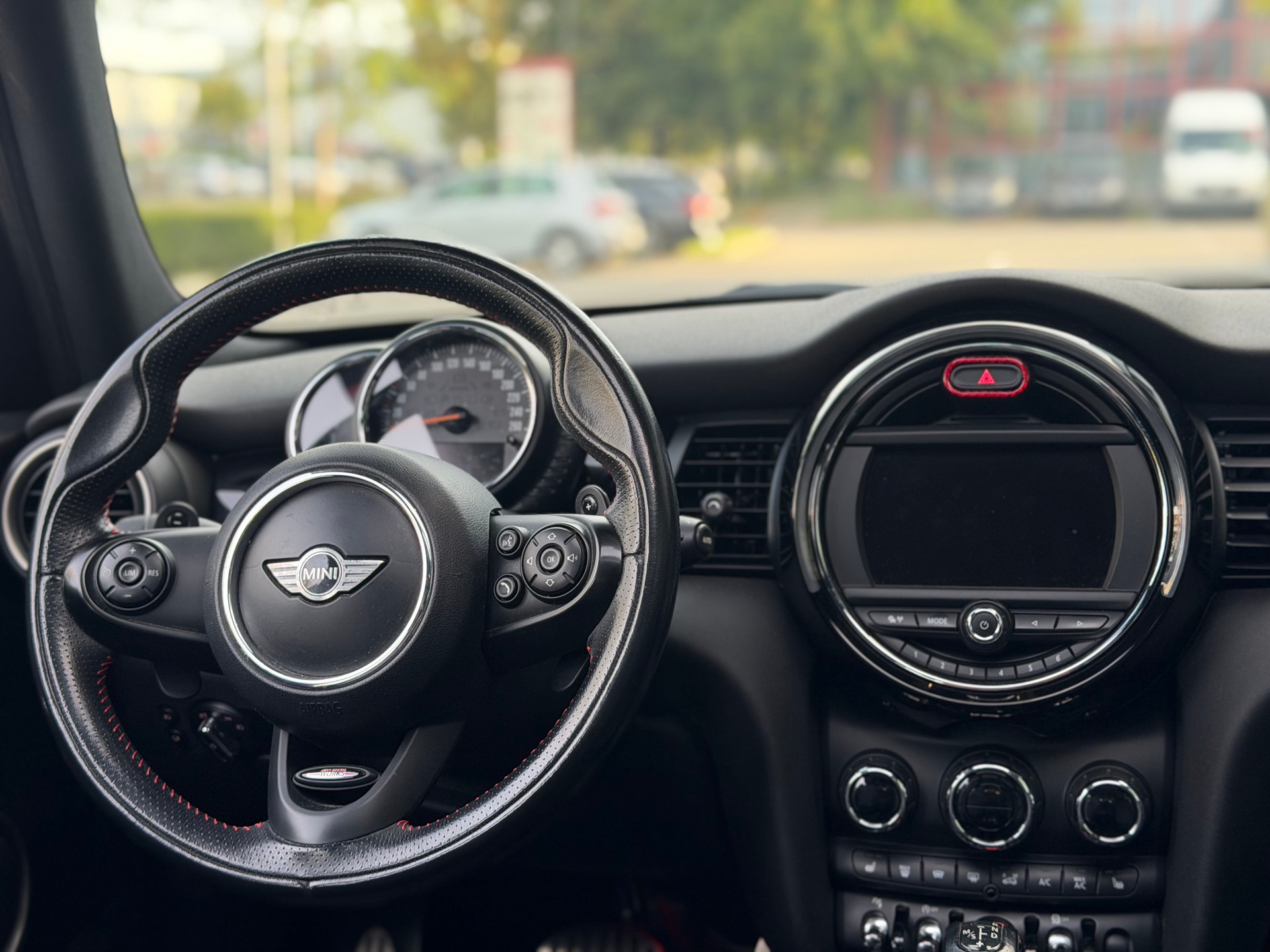 MINI Cooper SD Steptronic-image-11