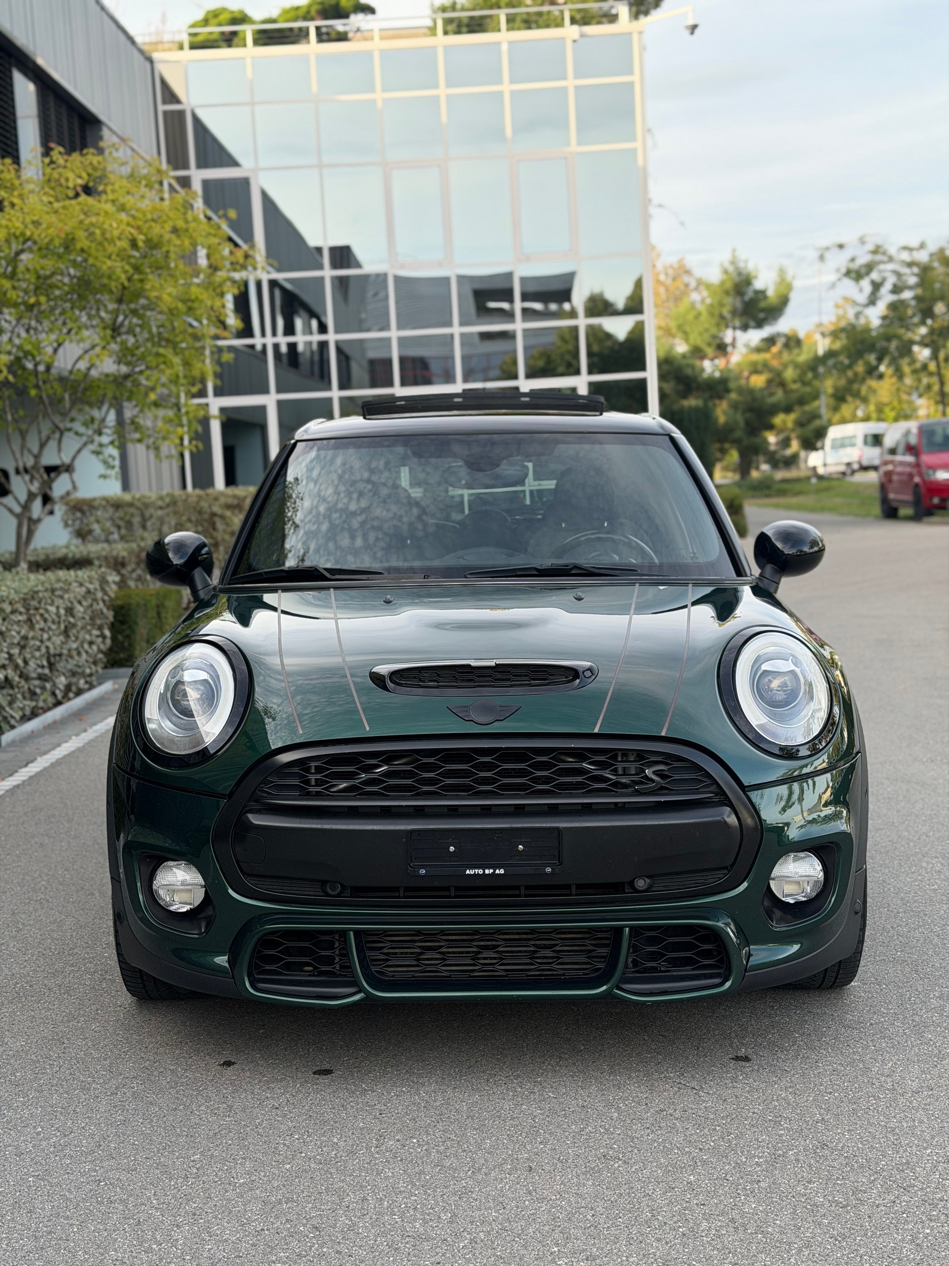 MINI Cooper SD Steptronic-image-2