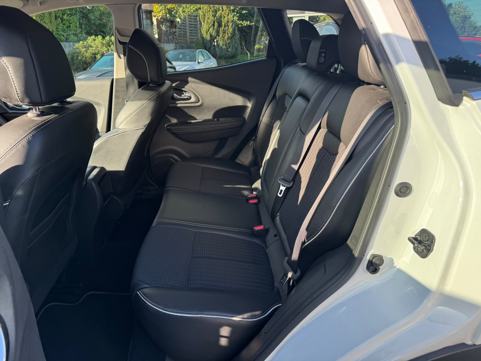 RENAULT Kadjar 1.2 16V Turbo Bose-image-13