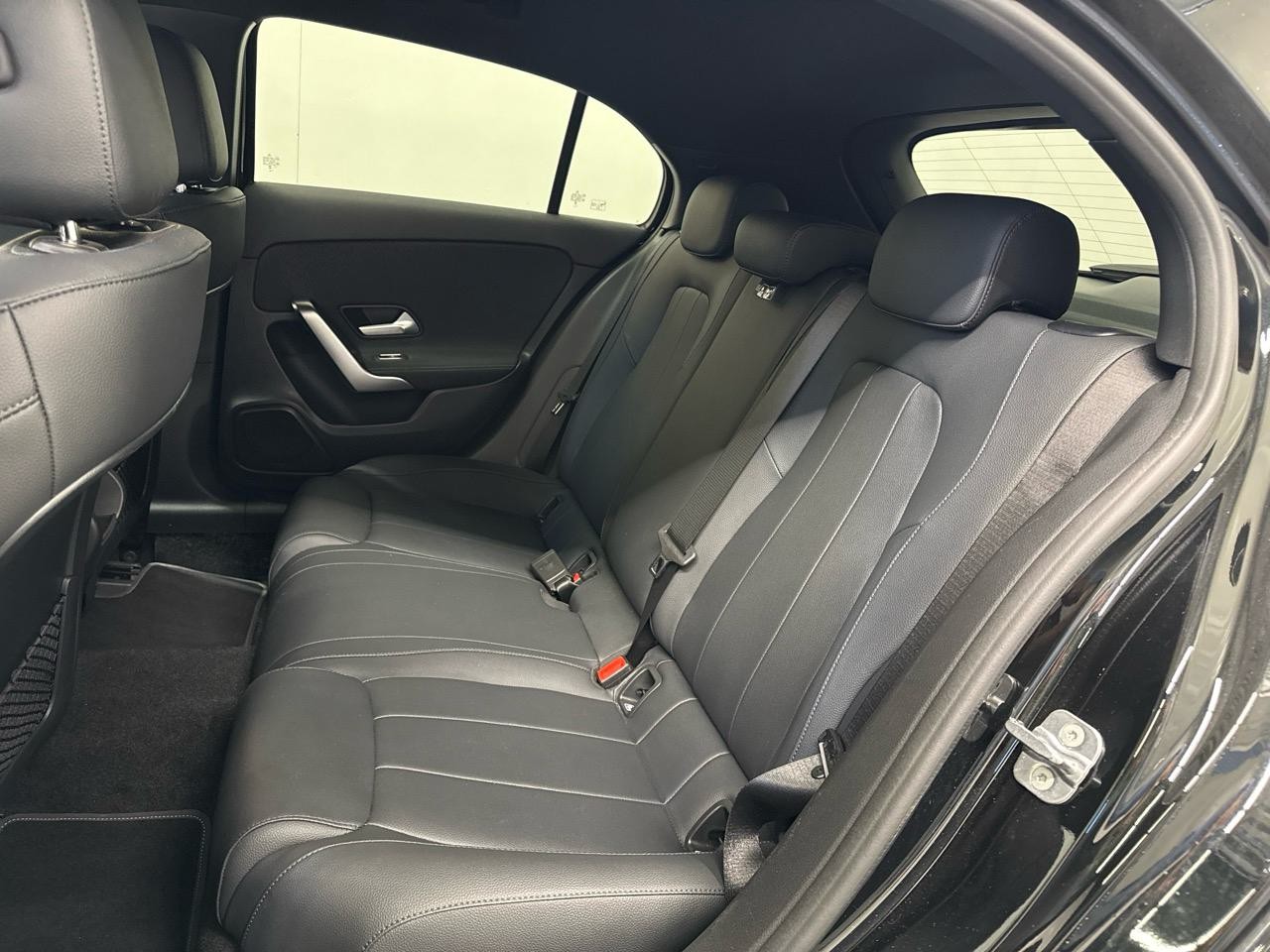 MERCEDES-BENZ A 180 Sportline 7G-DCT-image-9