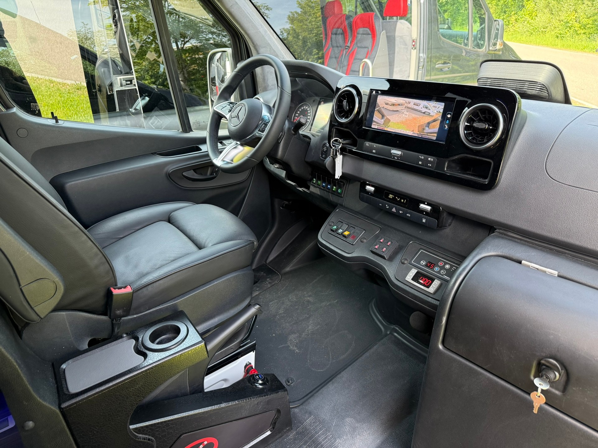 MERCEDES-BENZ Sprinter 519 CDI Lang 9G-TRONIC-image-10