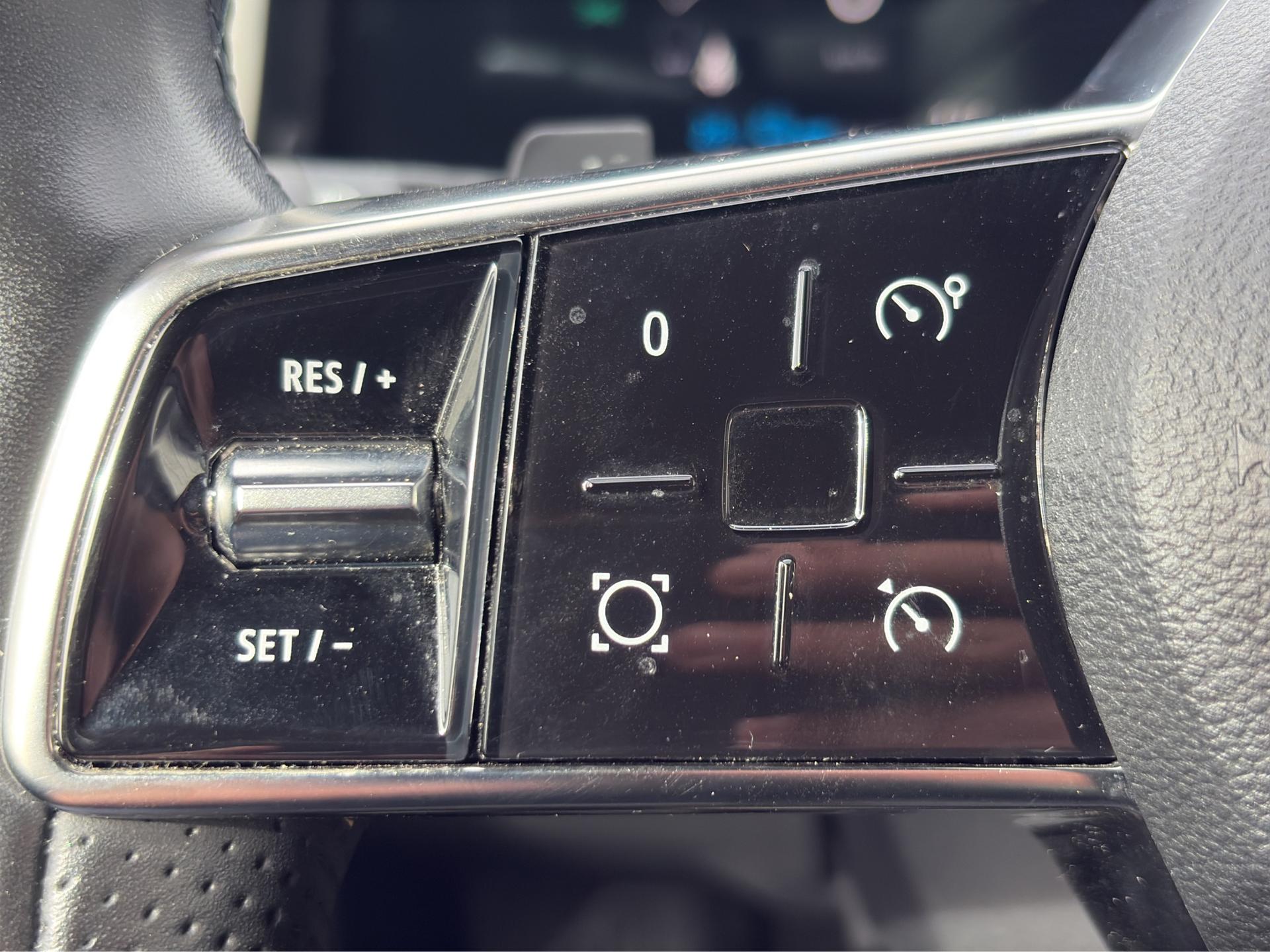 RENAULT Mégane E-TECH EV60 Techno-image-18