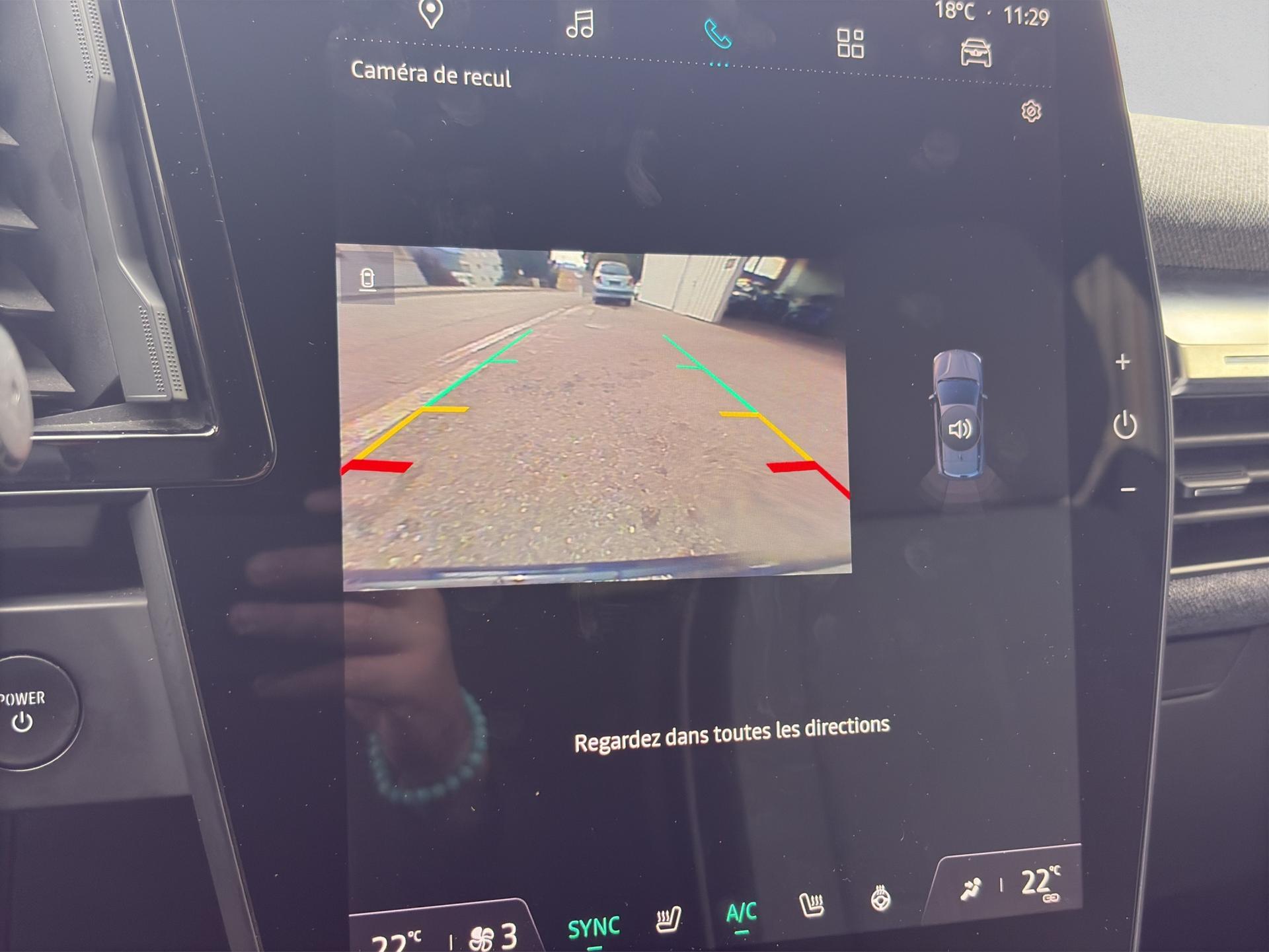 RENAULT Mégane E-TECH EV60 Techno-image-12