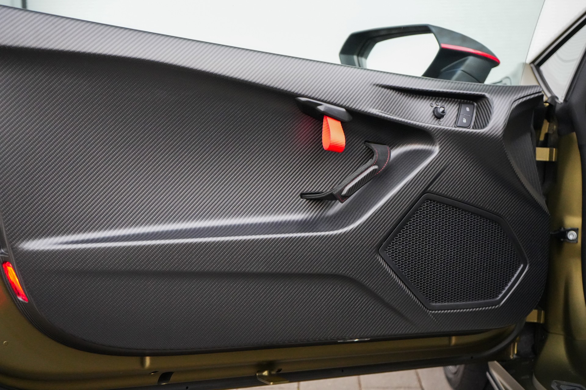 LAMBORGHINI Huracan STO Coupé DCT RWD-image-12