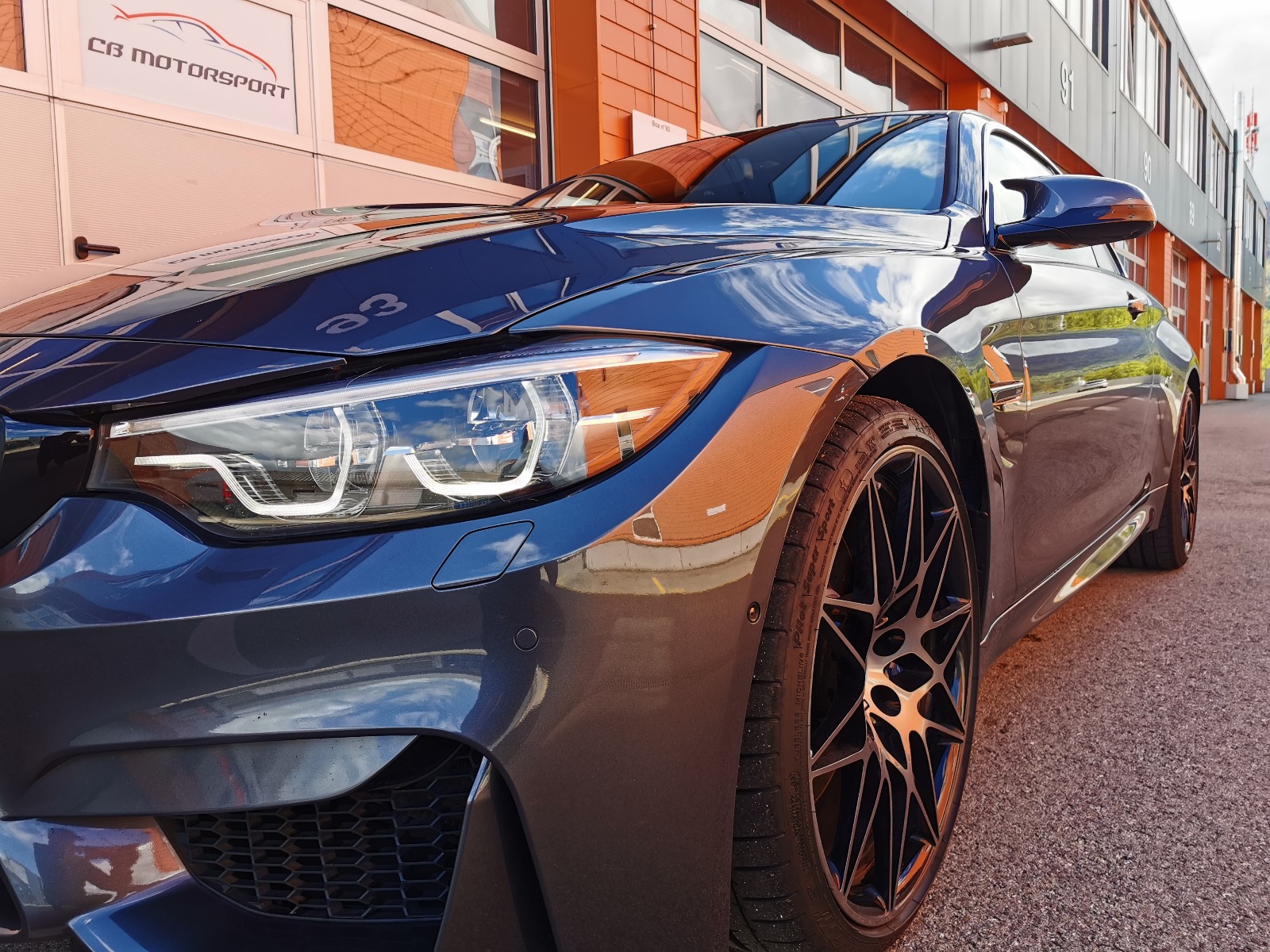 BMW M4 Competition-image-1