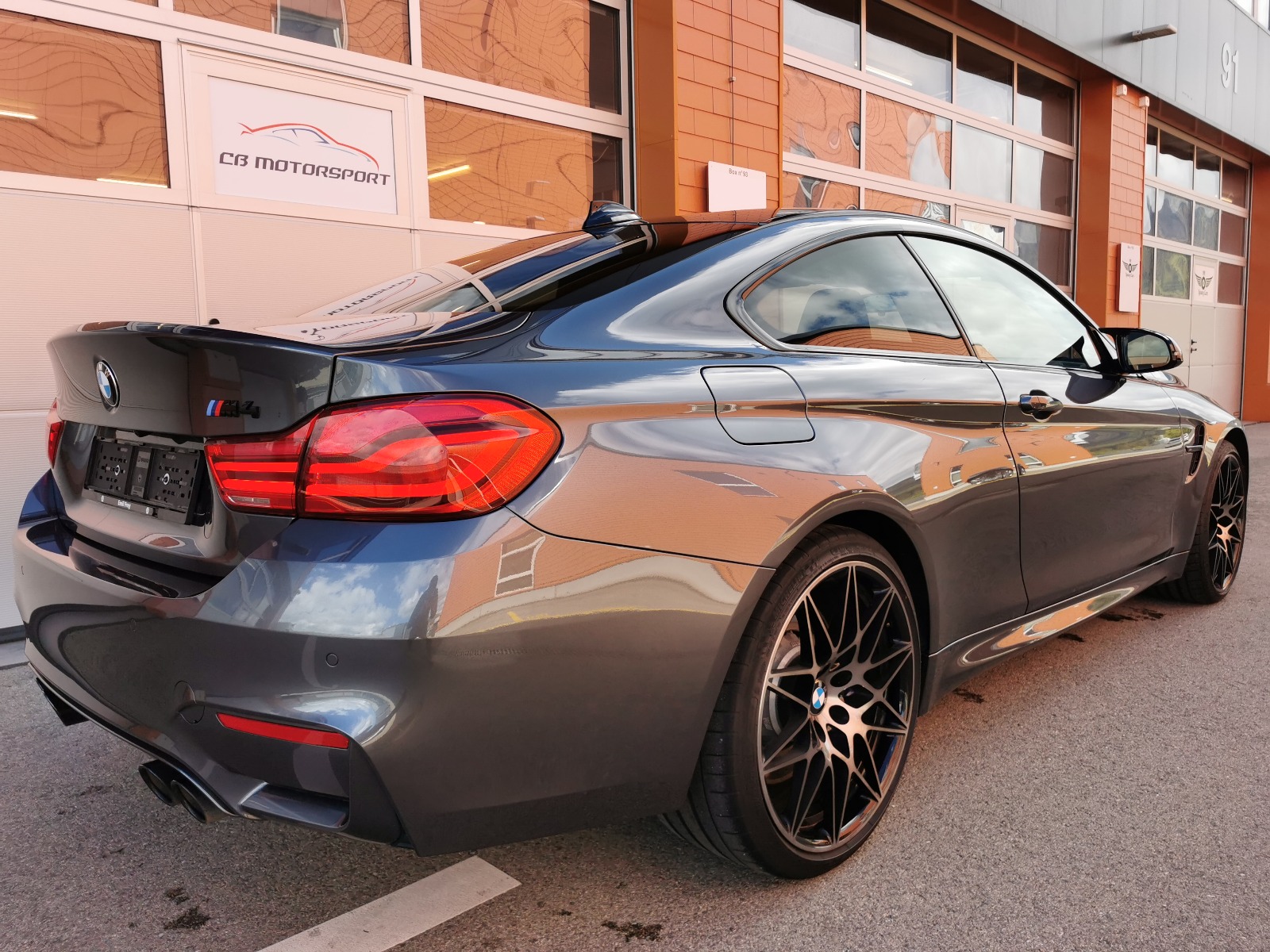 BMW M4 Competition-image-4