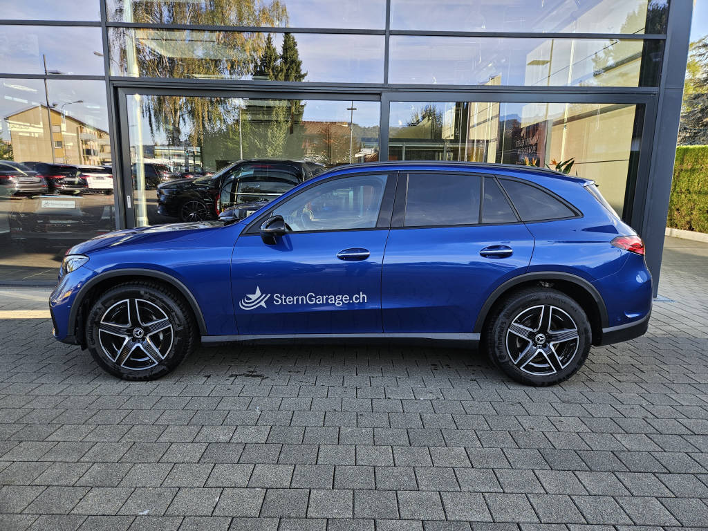 MERCEDES-BENZ GLC 300 d 4Matic AMG Line-showroom-element-1