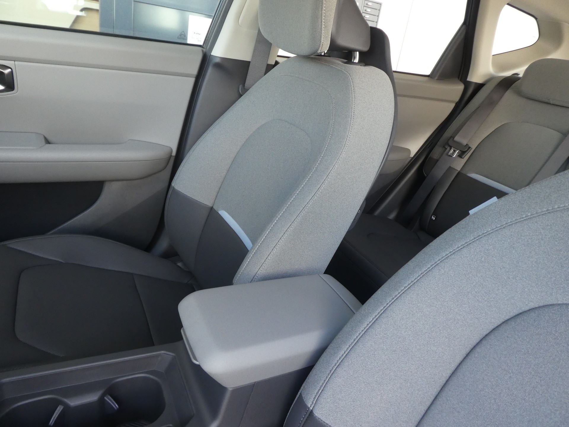 KIA Seltos 1.6T-GDi Style 7DCT 4x4-image-13