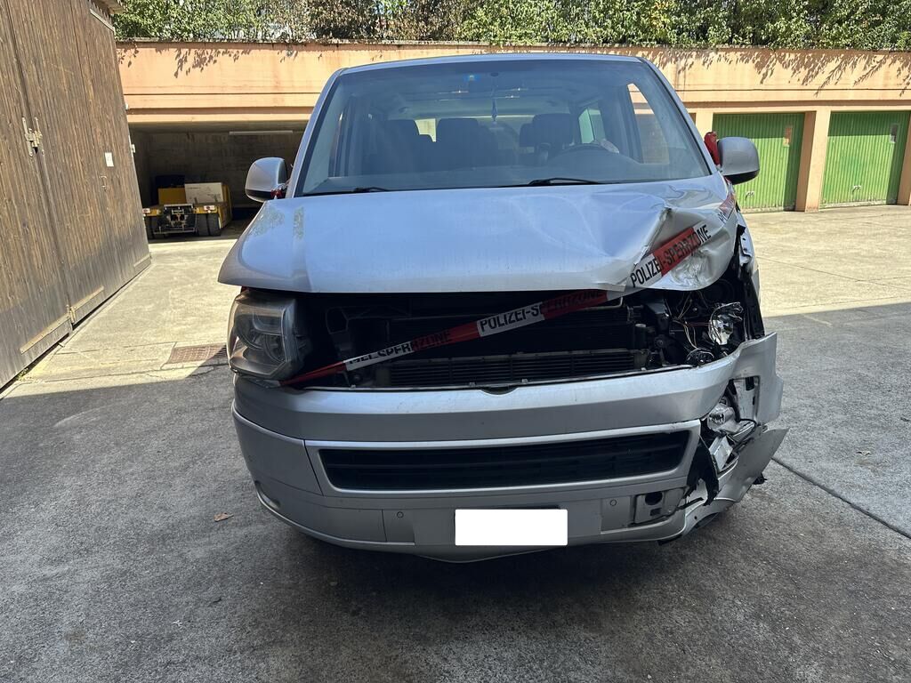 VW Caravelle-image-2