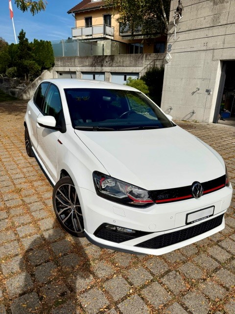 VW 1.8 TSI GTI DSG-image-1
