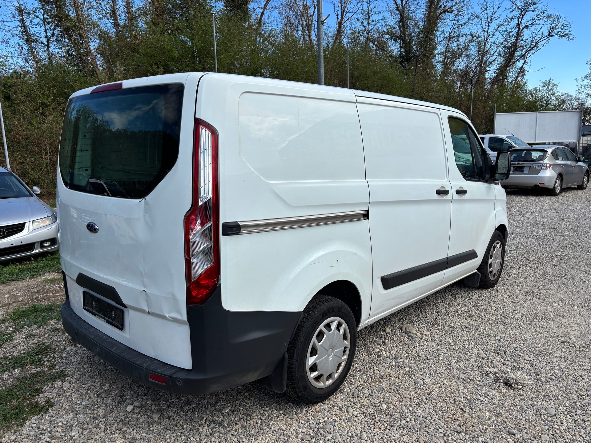 FORD Transit Custom Van 310 L1H1 Trend SelectShift A-image-3