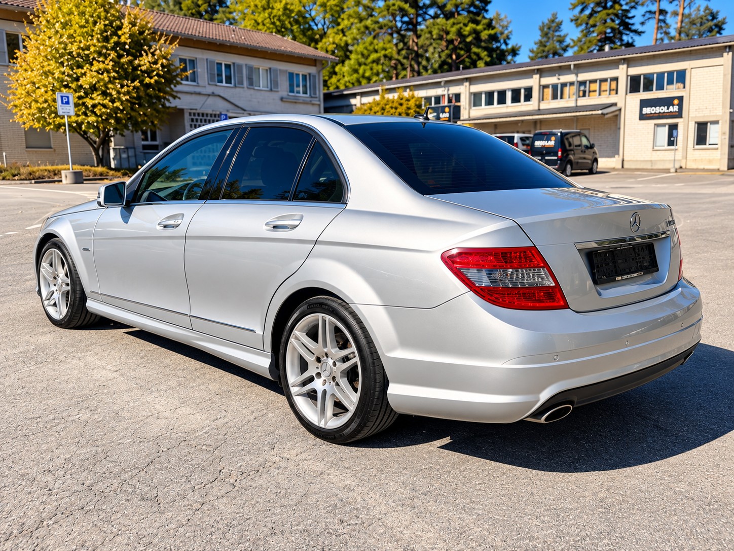MERCEDES-BENZ C 250-image-2