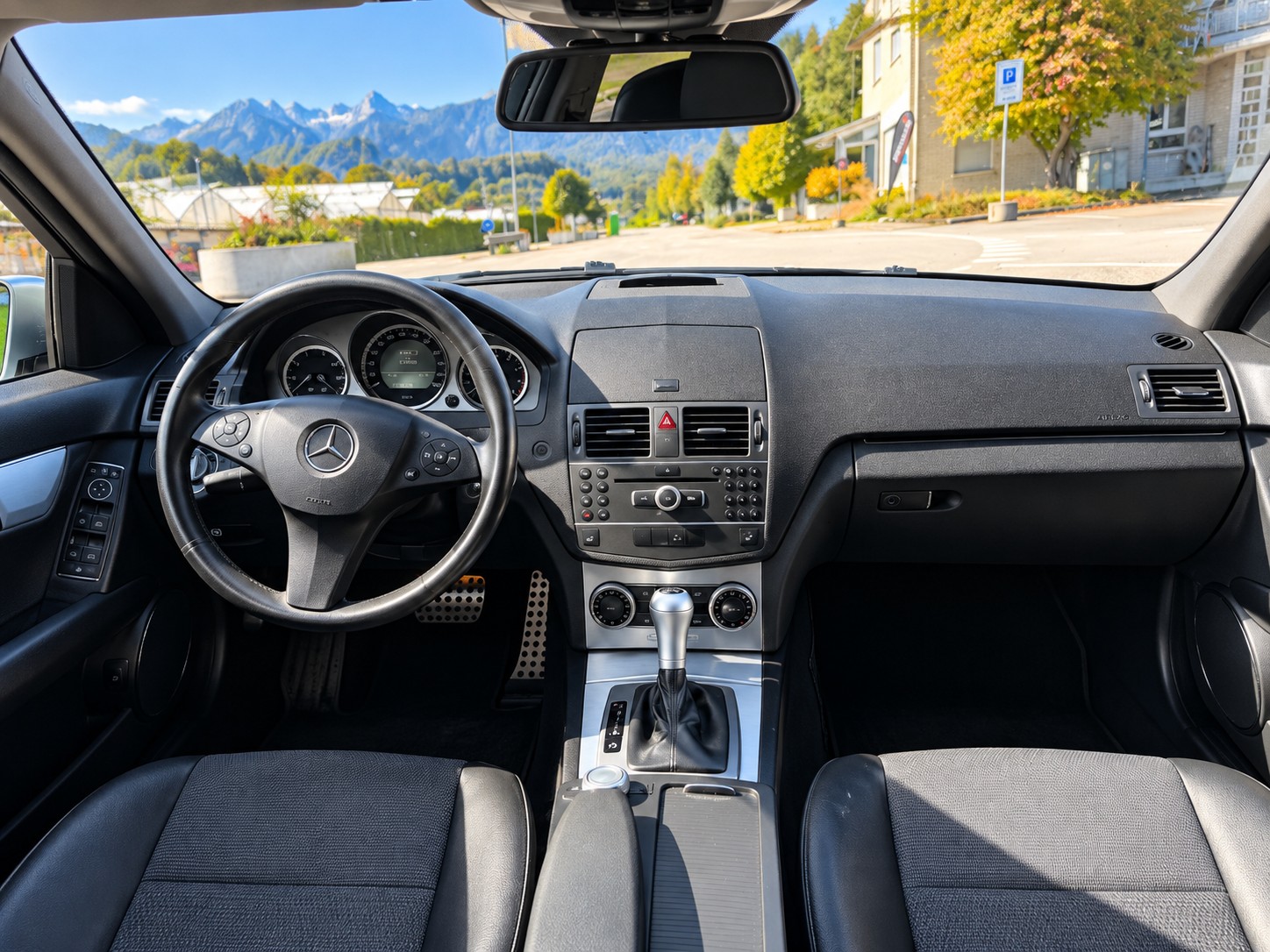 MERCEDES-BENZ C 250-image-4