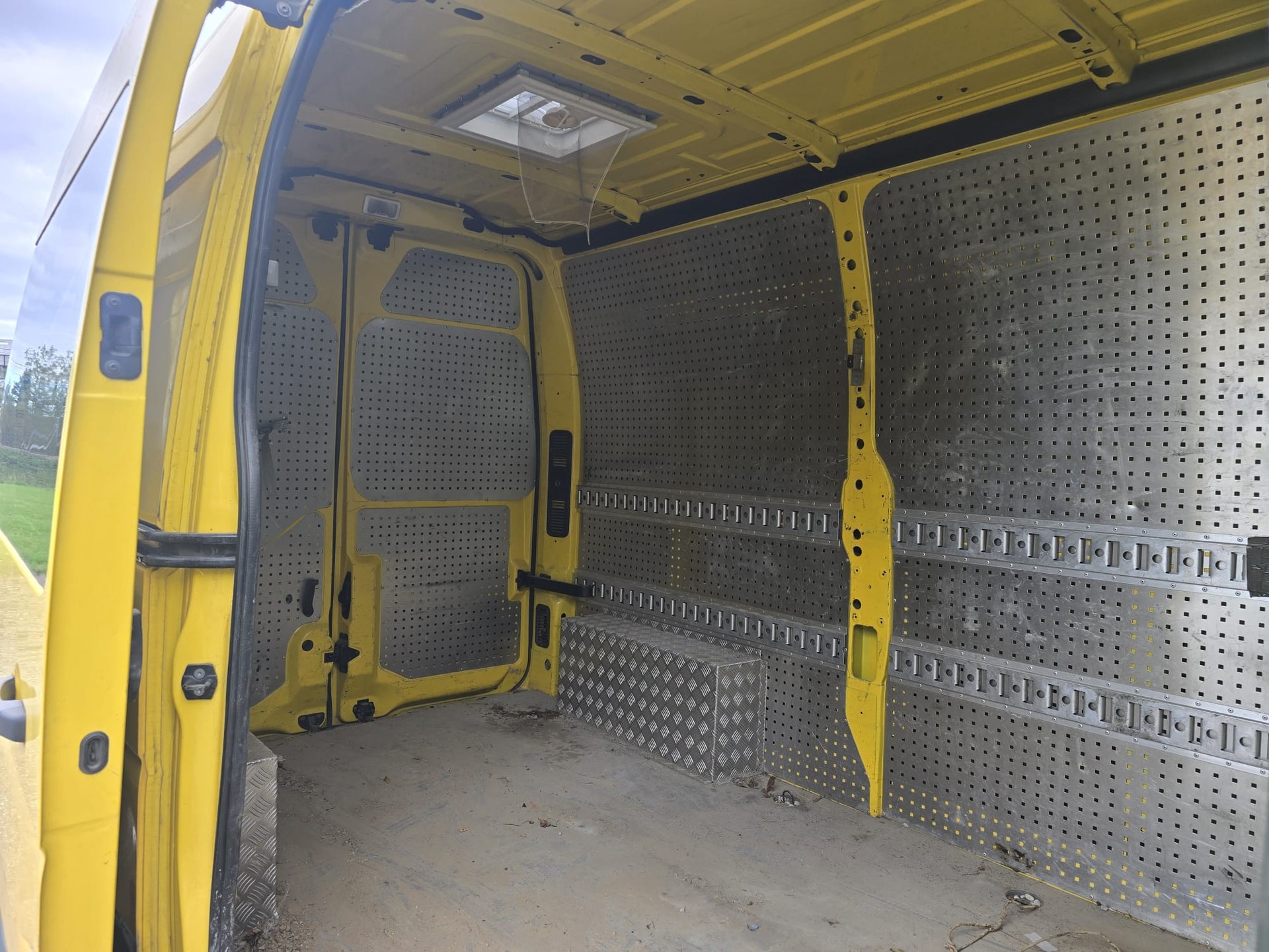 OPEL Movano 2.3 CDTI 3.5t L2H2 Easytronic-image-4