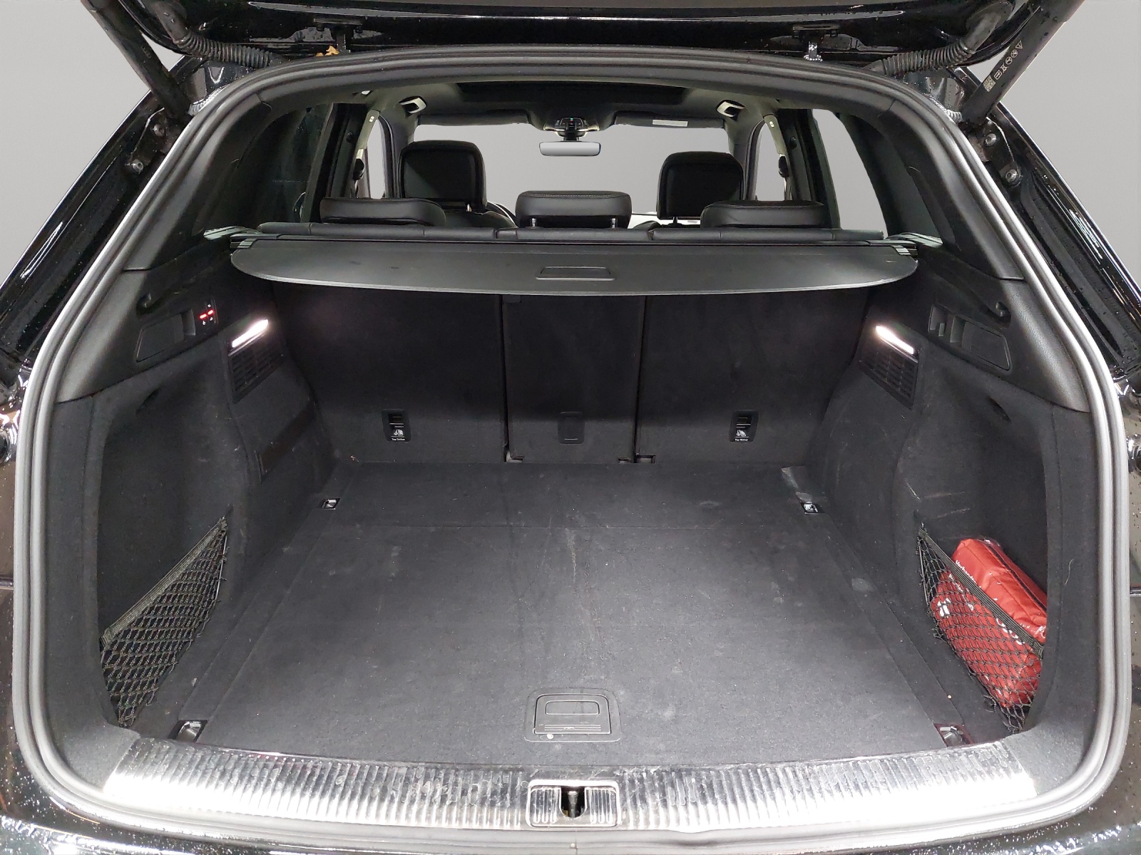 AUDI SQ5 TDI quattro tiptronic-image-10