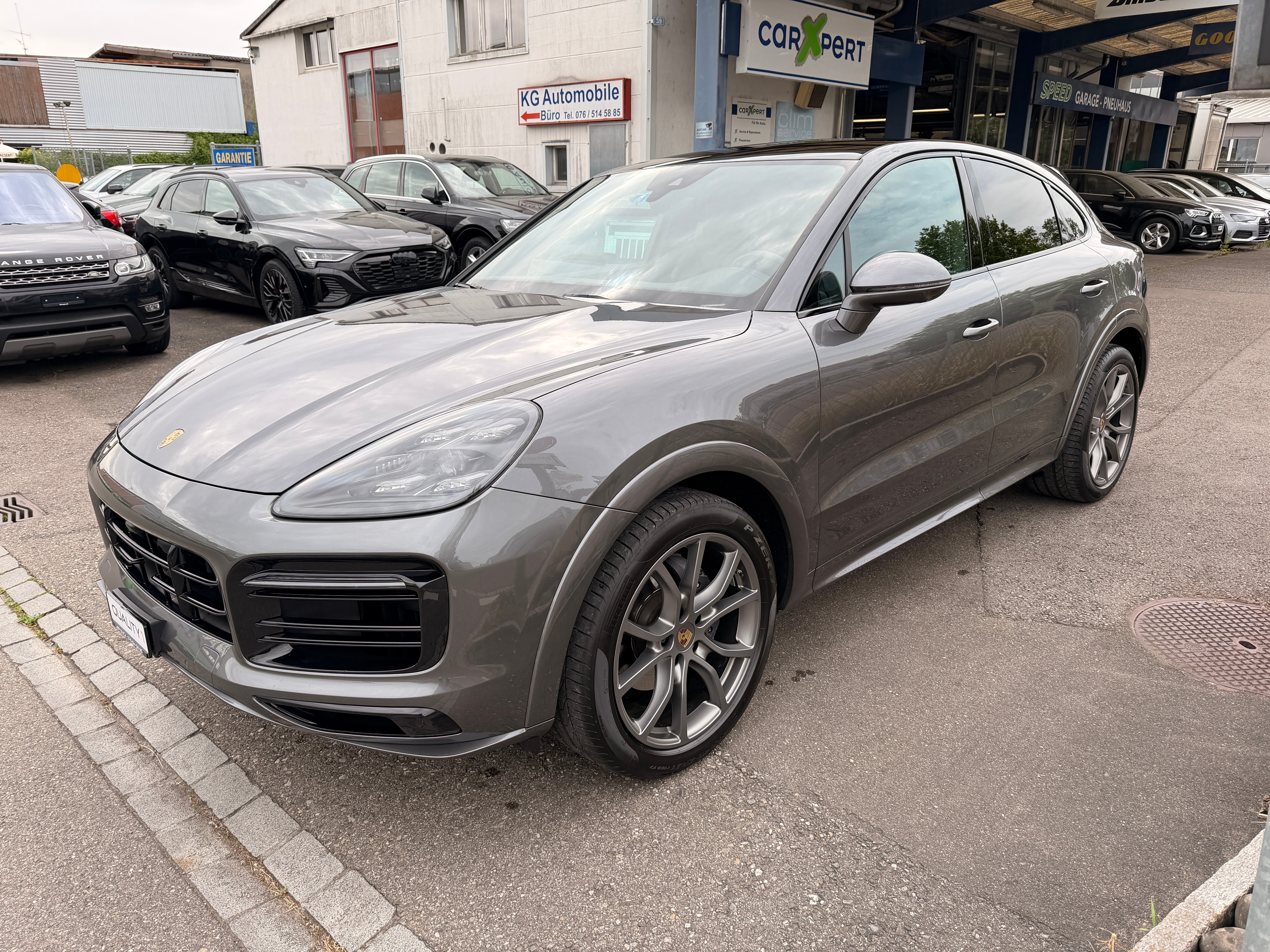 Car photo