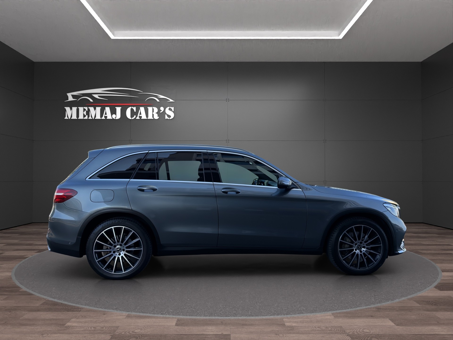 MERCEDES-BENZ GLC 250 d AMG Line 4Matic 9G-Tronic AHK-image-3