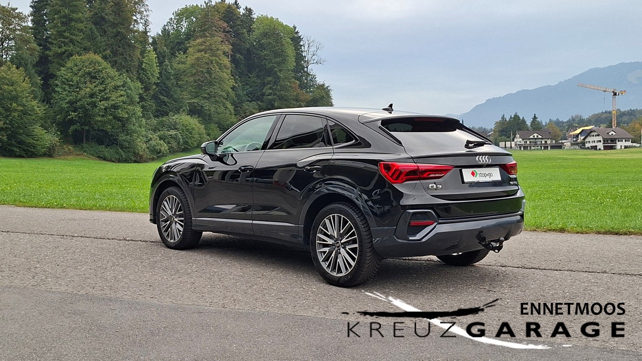 AUDI Q3 Sportback 35 TFSI Attraction S-tronic *Anhängerkupplung+8-fach bereift*-image-2
