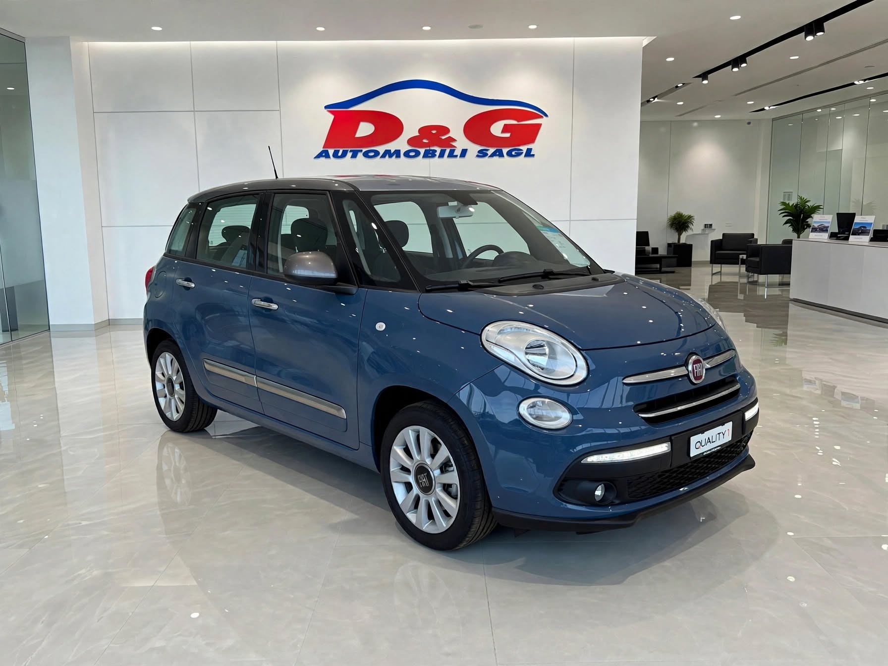 FIAT 500L Wagon 1.6 JTD Lounge-image-1