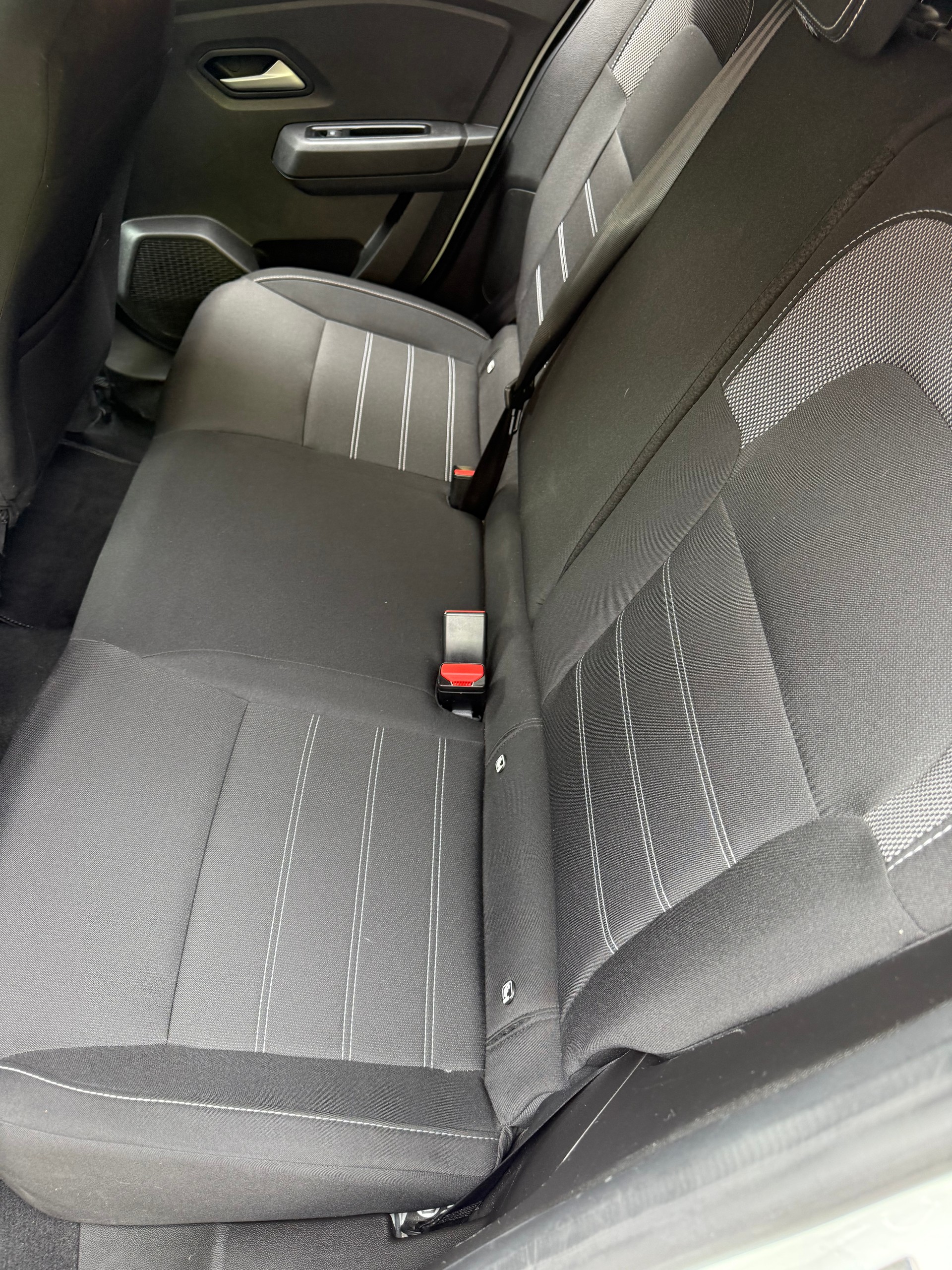 DACIA Sandero TCe 90 Expression CVT-image-5