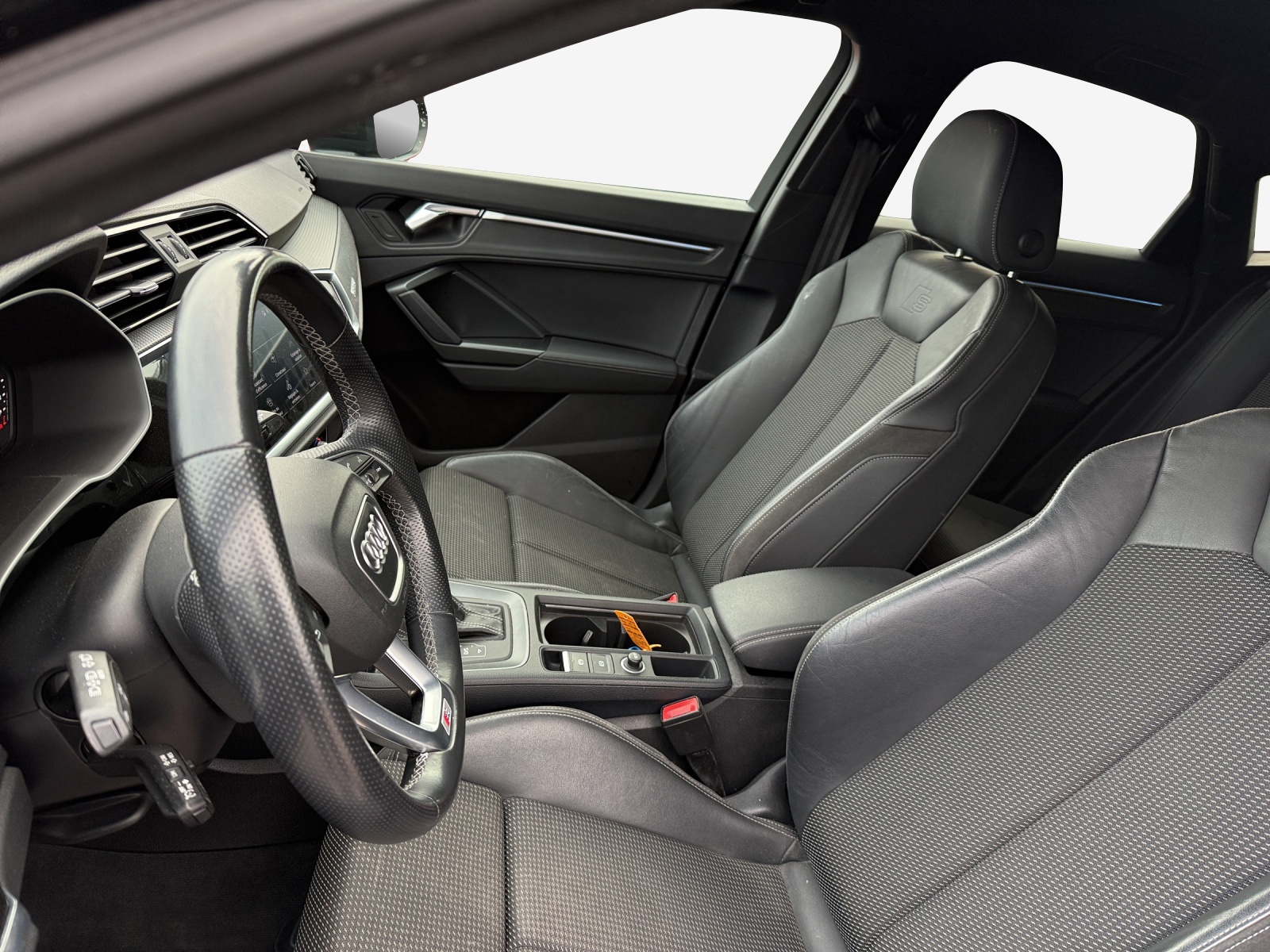 AUDI Q3 Sportback 35 TDI S line Attraction quattro S-tronic-image-7