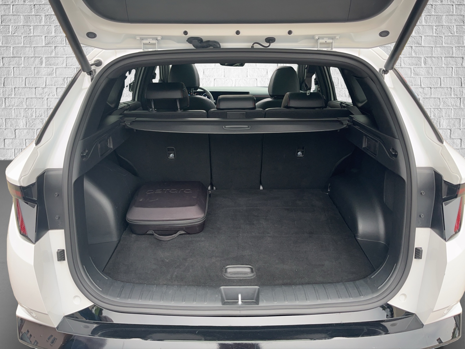 HYUNDAI Tucson 1.6 TGDI PHEV N Line LUX pack 4WD-image-15