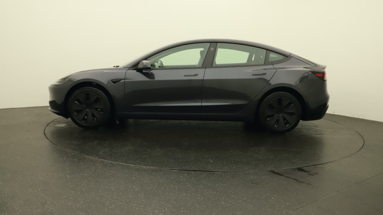 TESLA Model 3 Long Range RWD-image-1